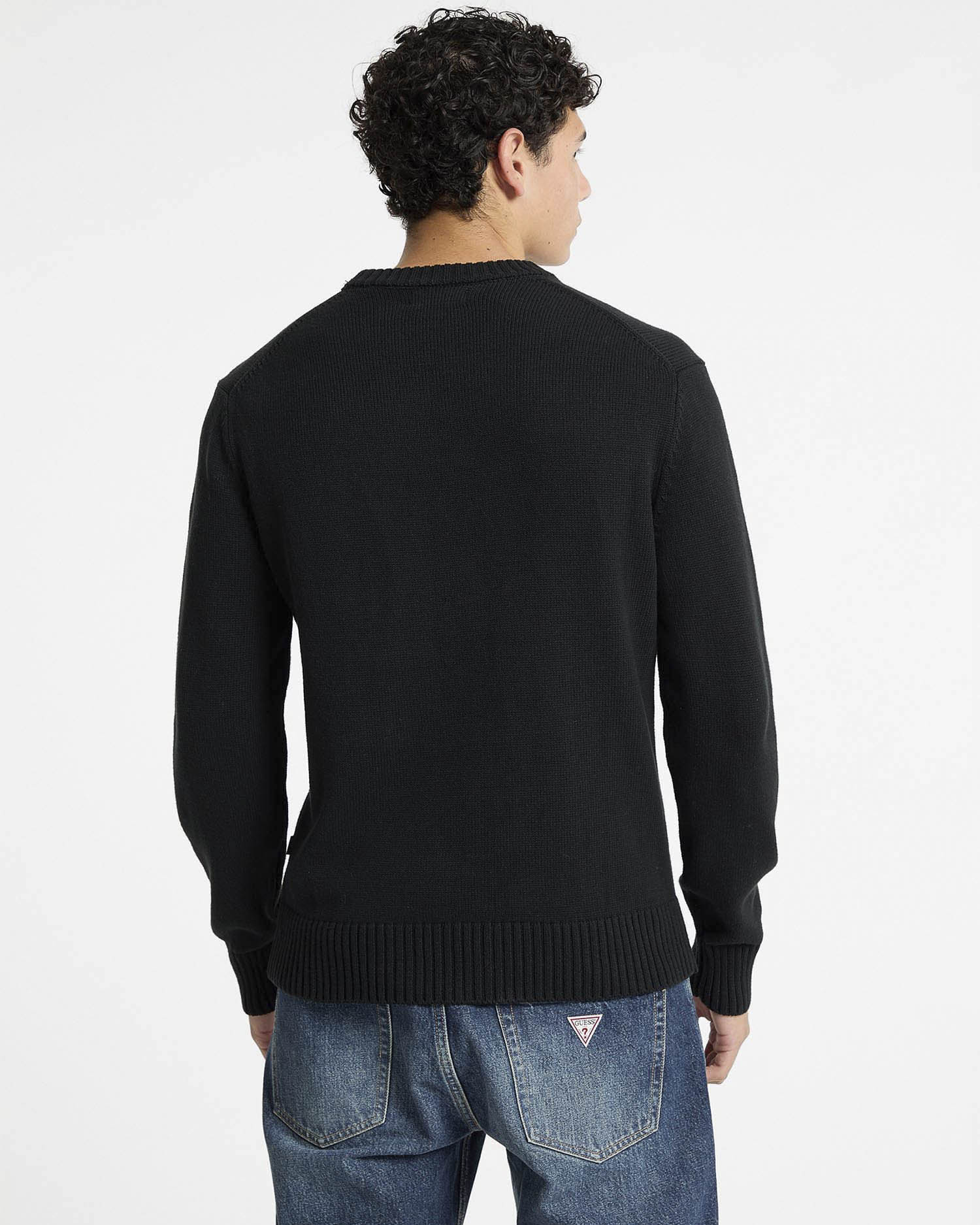 Maglia girocollo Guess Jeans nera in cotone con logo ricamato image