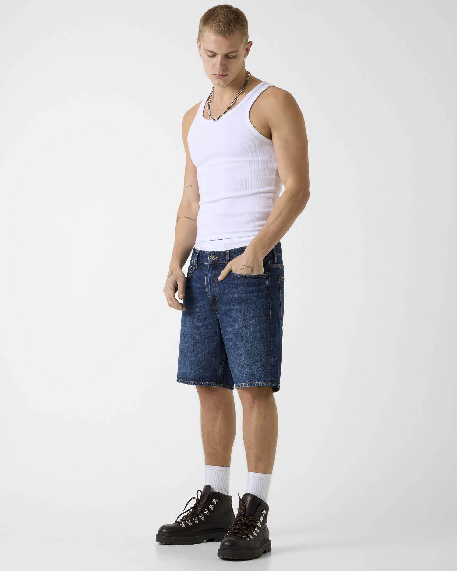 Jeans slim-fit lavaggio medio in cotone stretch
