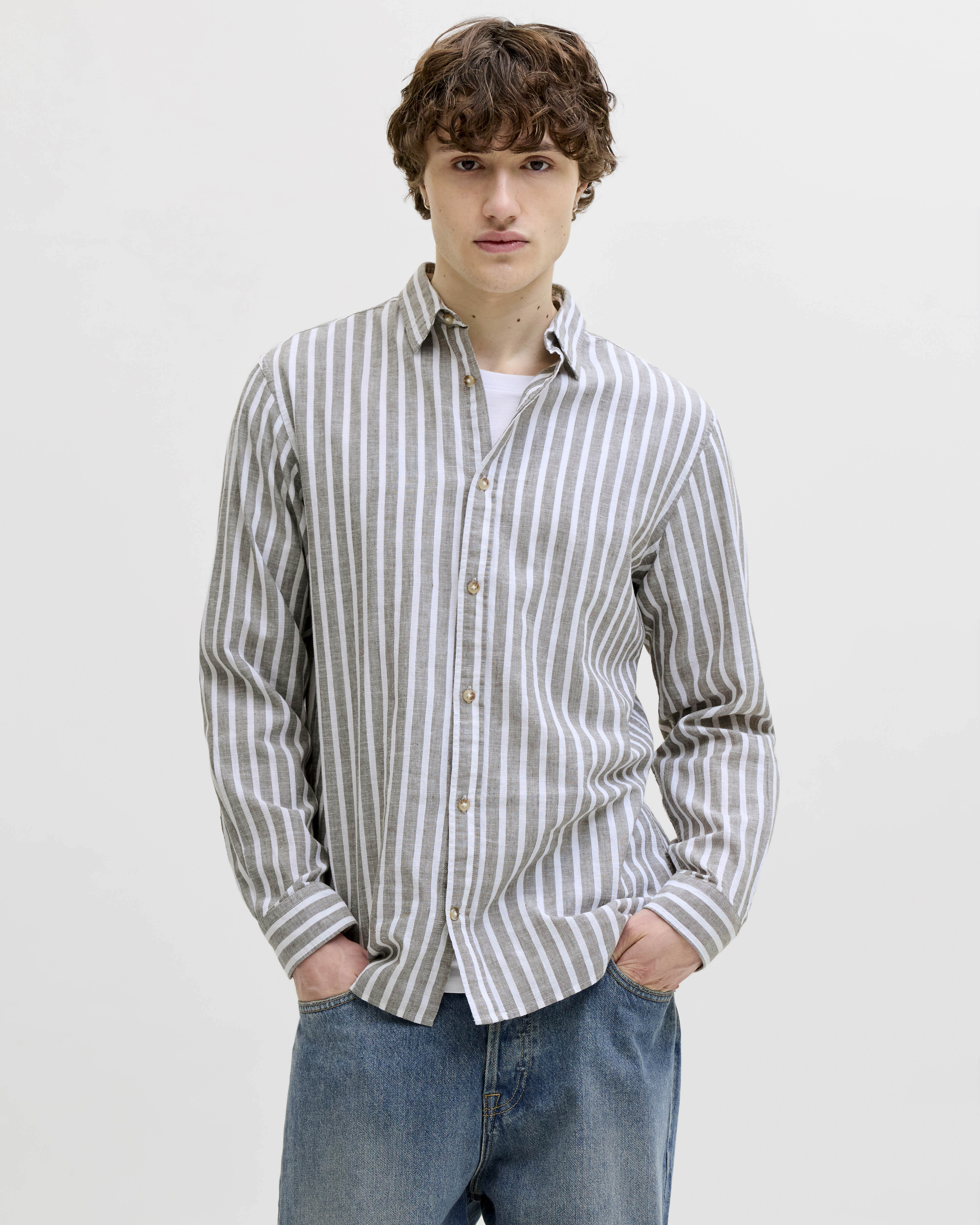 Camicia a maniche lunghe Jack & Jones grigia a righe in misto cotone e lino
