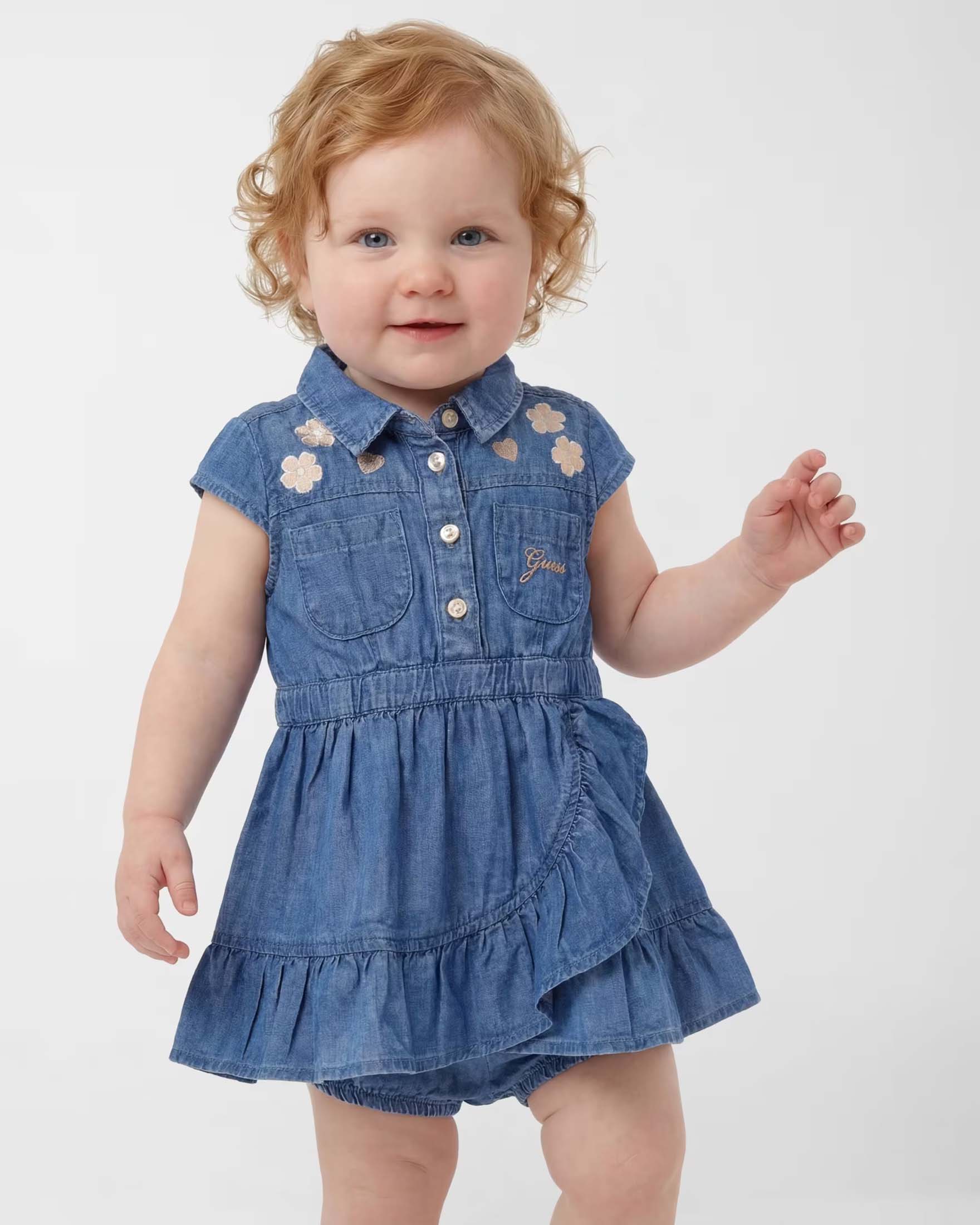 Abito fit and flare Guess in denim blu chambray con culotte