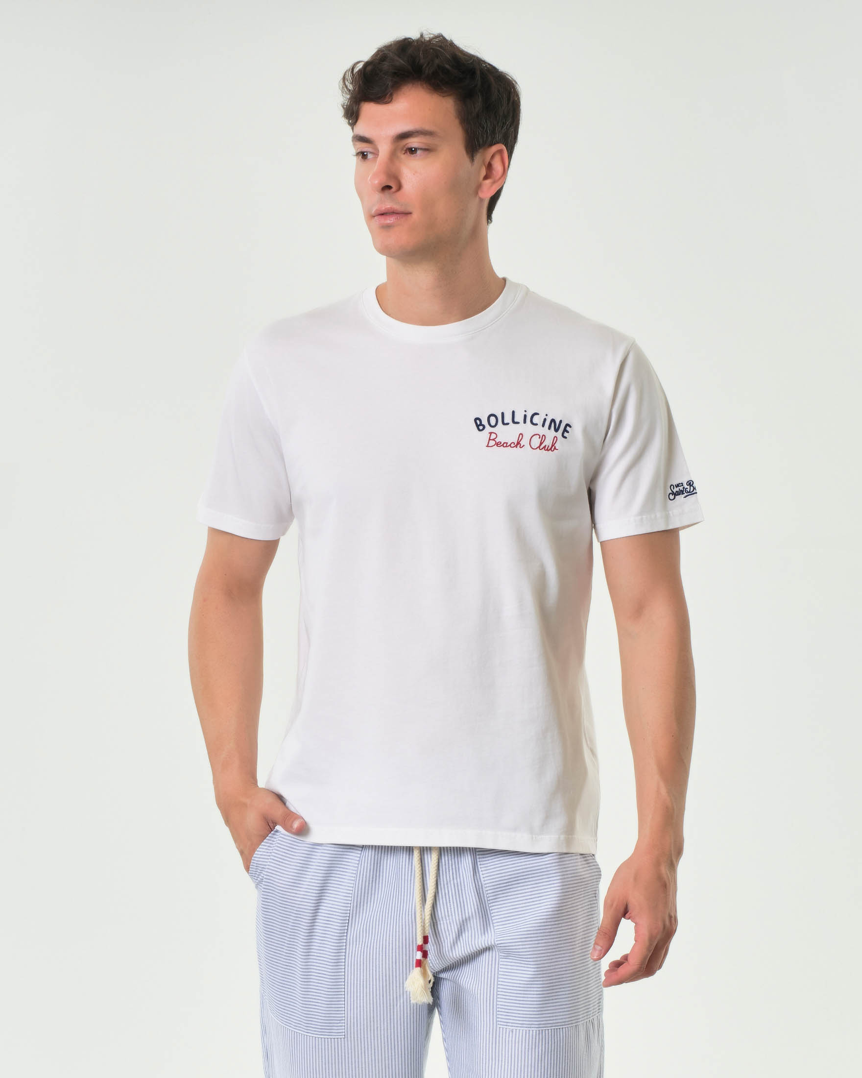 T-shirt bianca mezza manica con maxi ricamo Bollicine Beach Club sul retro