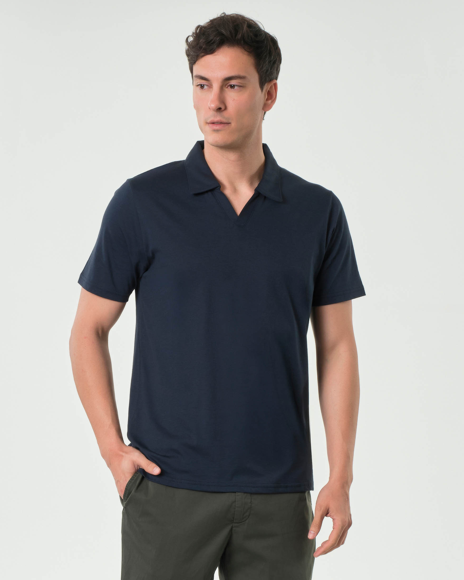 Polo blu in misto cotone e modal con colletto bowling