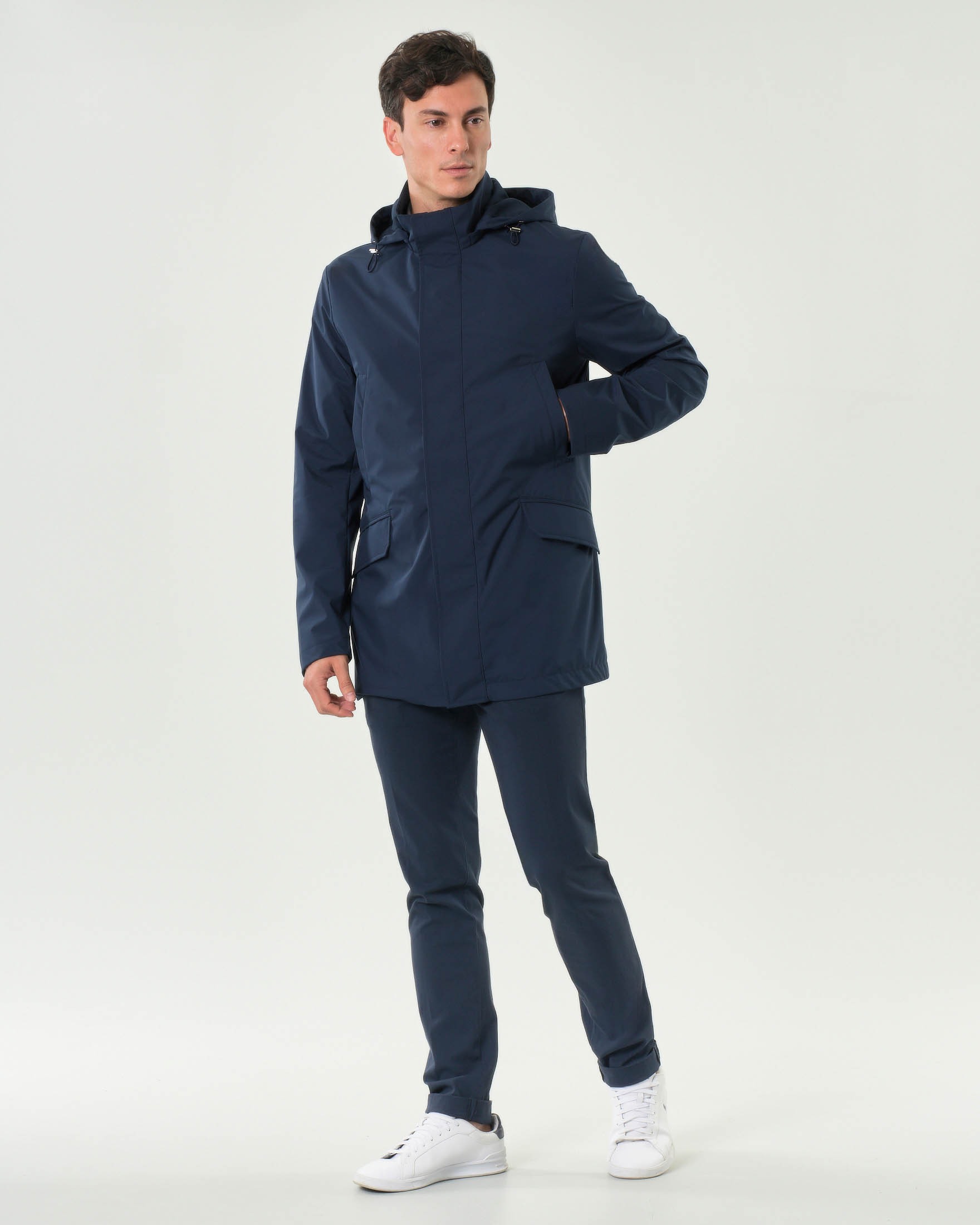 Giacca impermeabile blu Rodolfo Pellizzari con cappuccio staccabile image