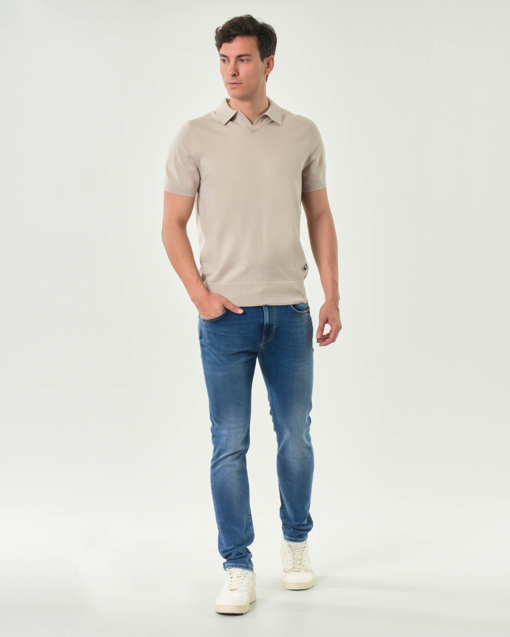 Polo Roy Roger's sabbia in puro cotone con colletto bowling image
