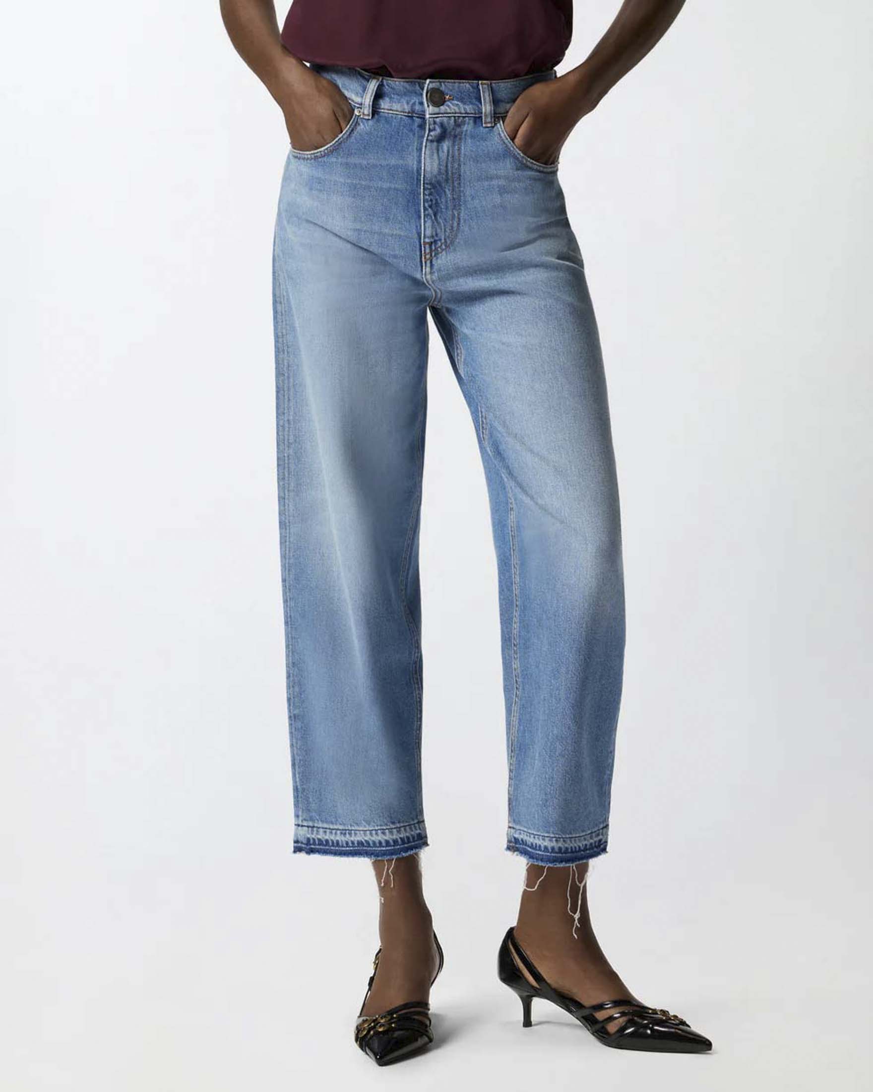 Jeans balloon Pinko super stone washed con cintura abbinata e logo Lovebirds sul retro image