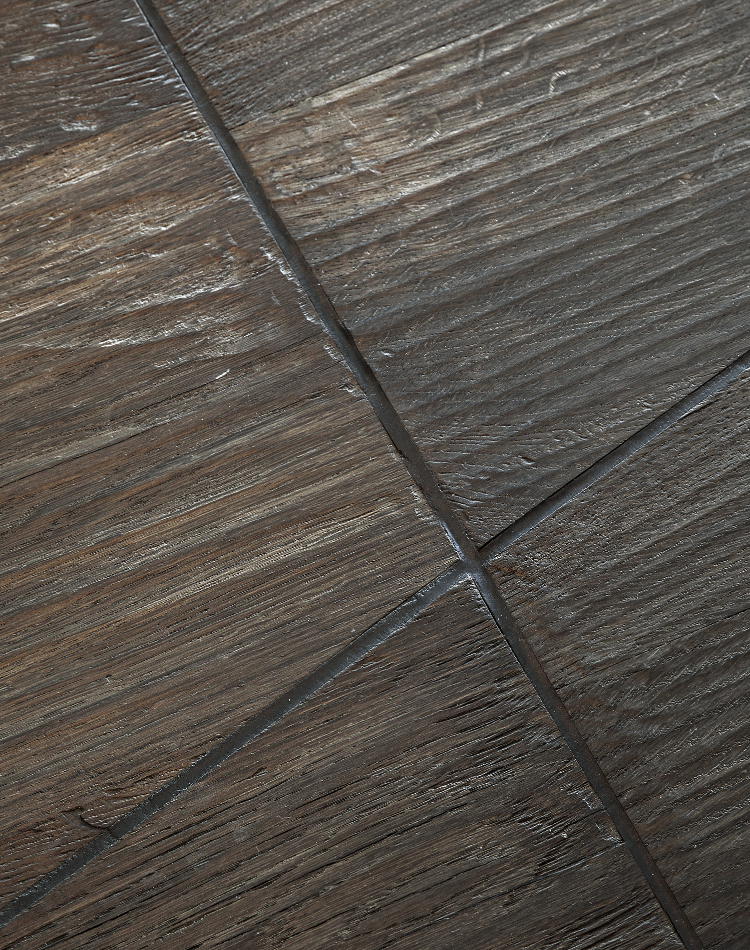 parquet pavimento in legno di rovere scuro