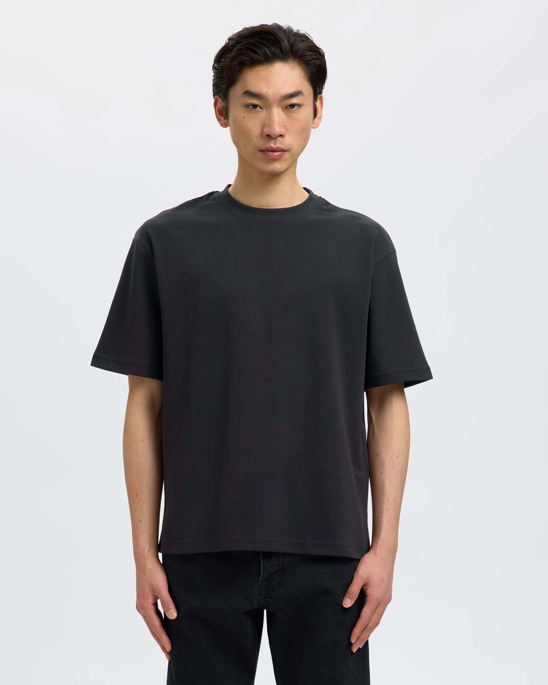 T-shirt Selected nera mezza manica loose fit in cotone stretch