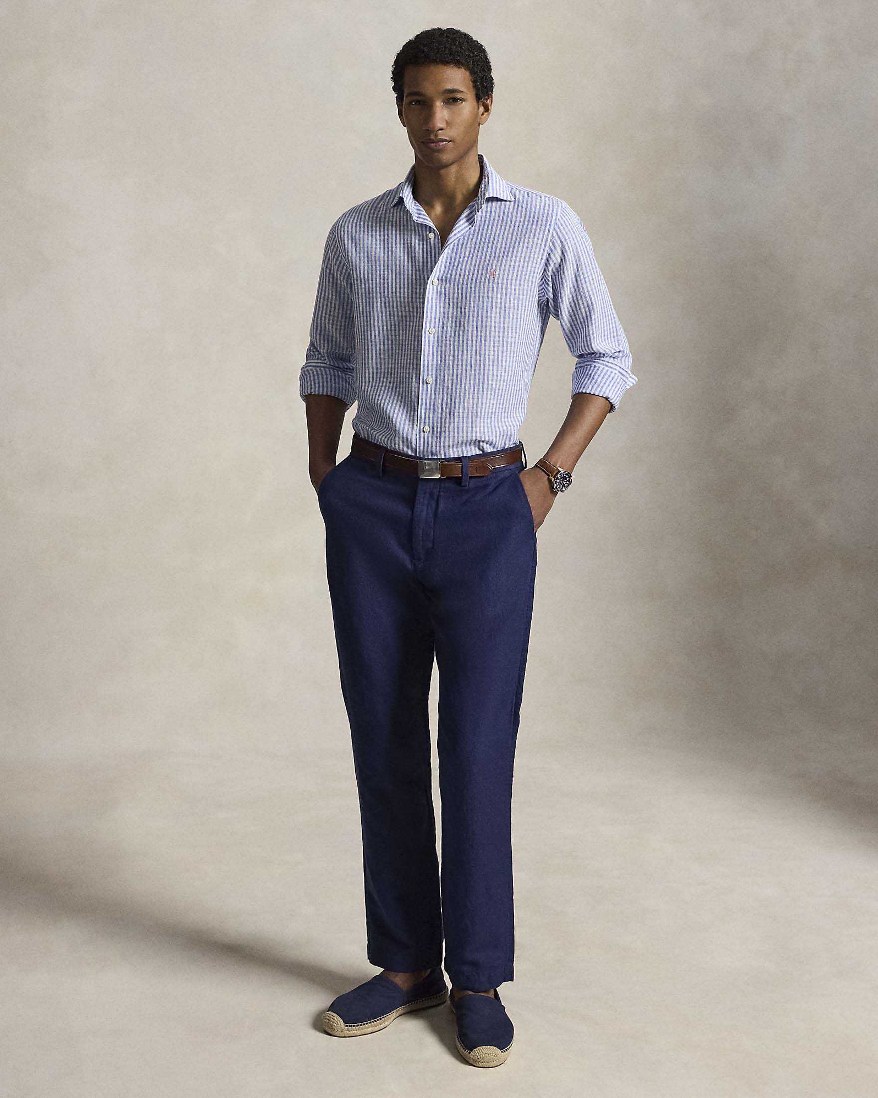 Camicia custom-fit a righe bianche e celesti in misto cotone e lino