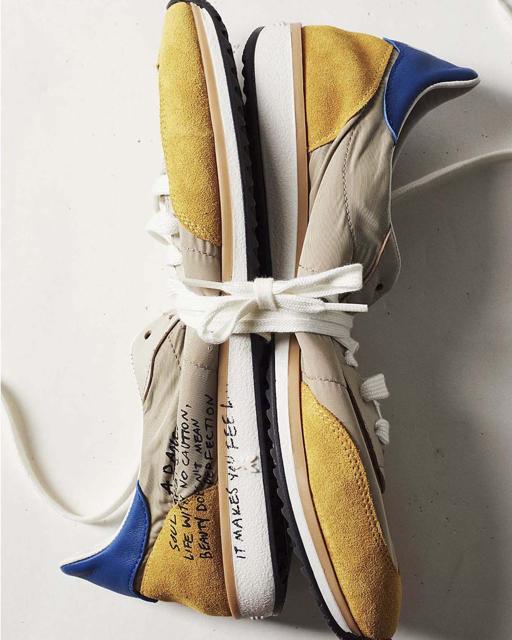 Running SKIN Sneakers Patrizia Pepe '93 beige in nylon con dettagli suede ocra e nappa blu