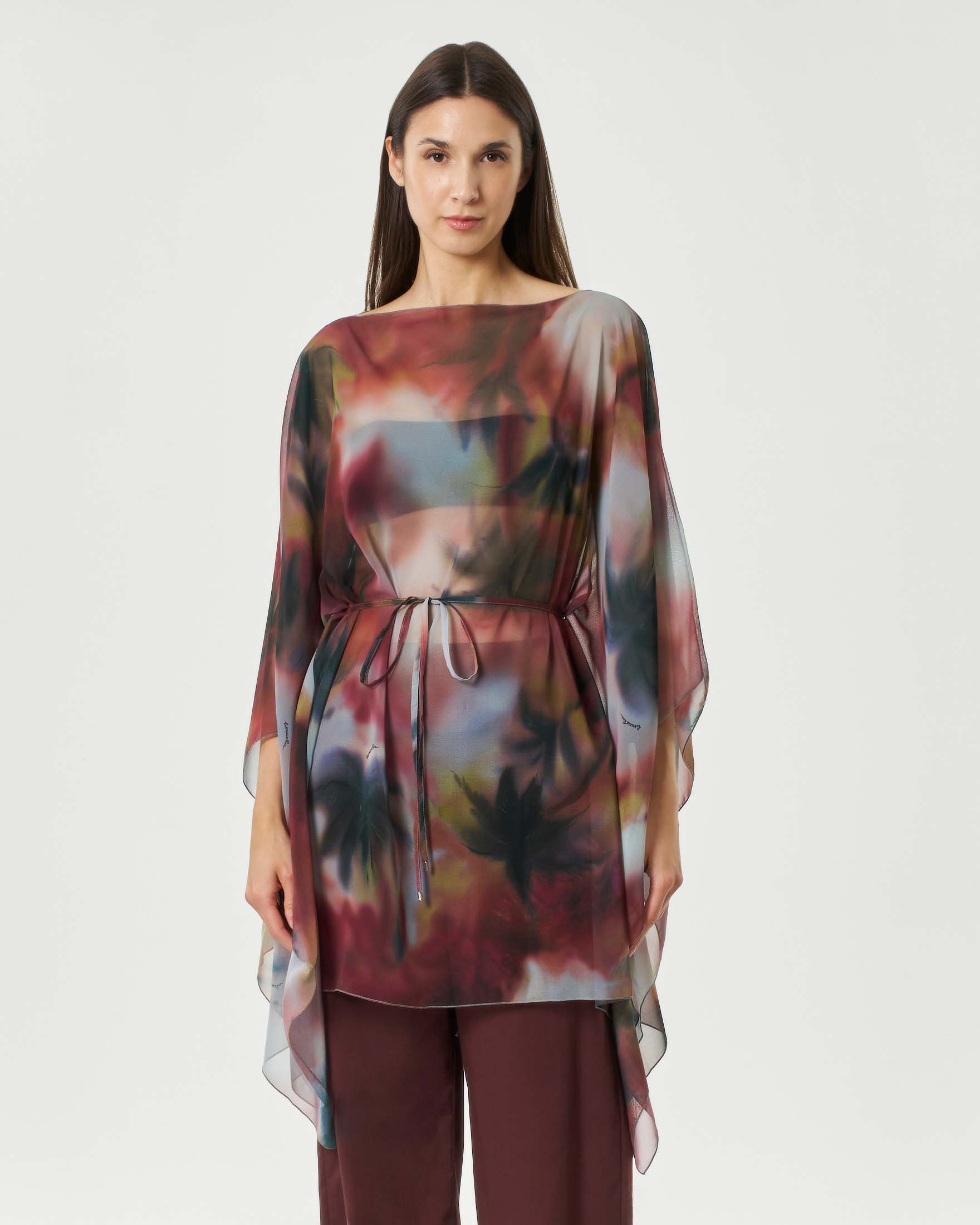 Blusa lunga in georgette con stampa multicolor palme e cut-out