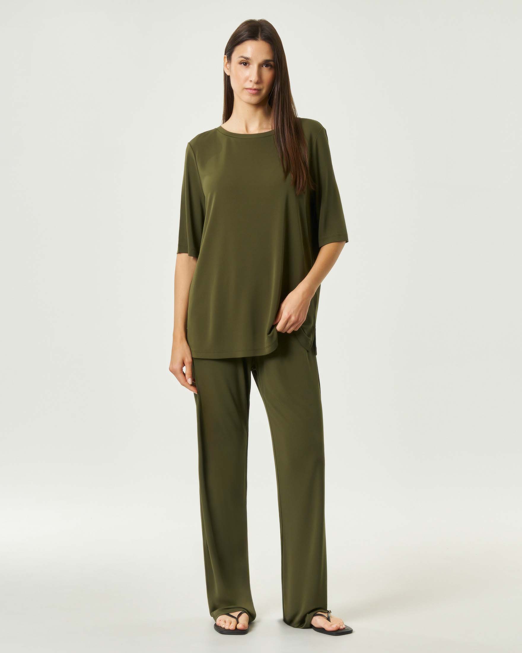 Maglia girocollo MM Max Mara militare in viscosa stretch con maniche a tre quarti image