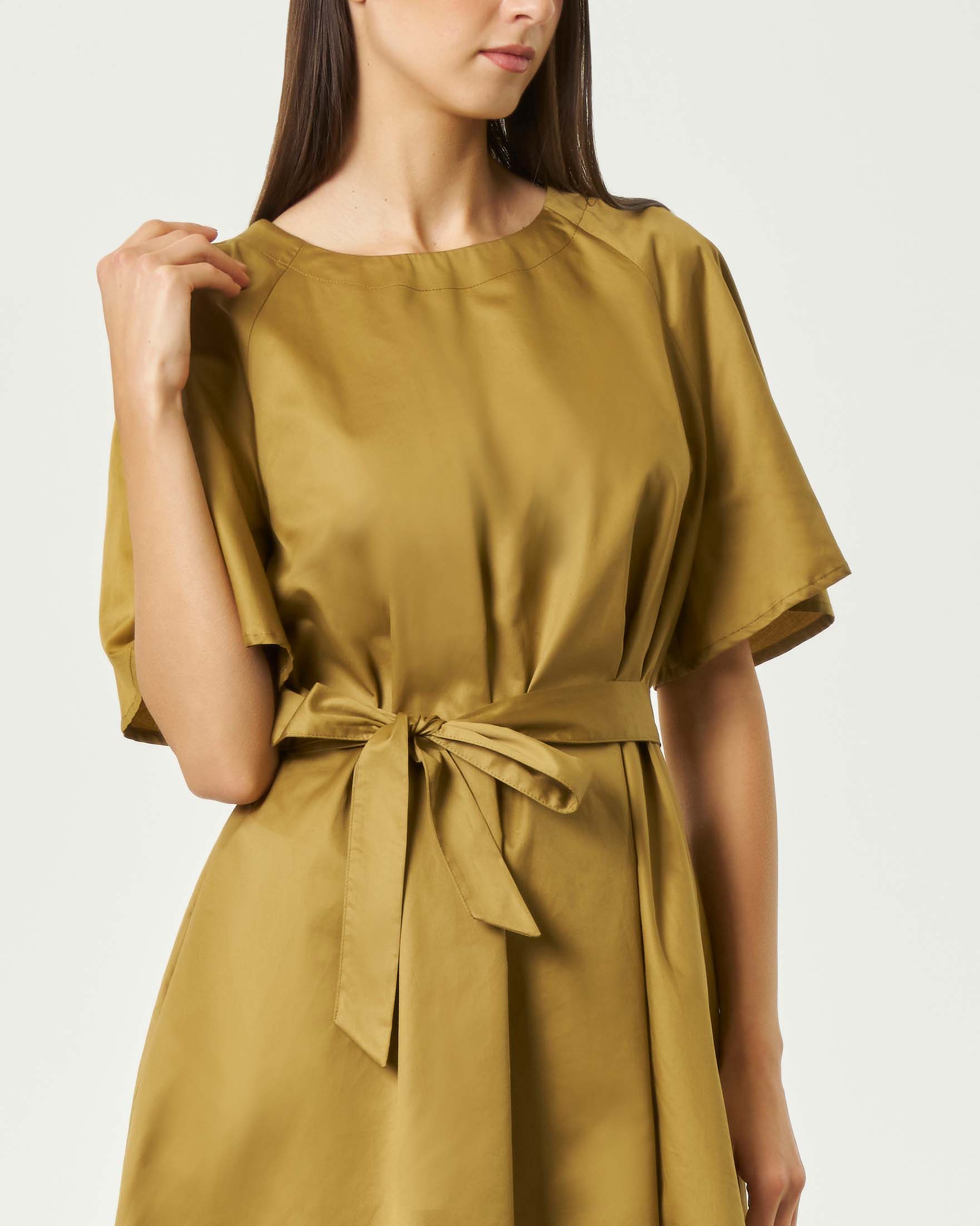 Vestito corto a mezze maniche Milla militare in puro cotone con gonna svasata e cintura in vita image