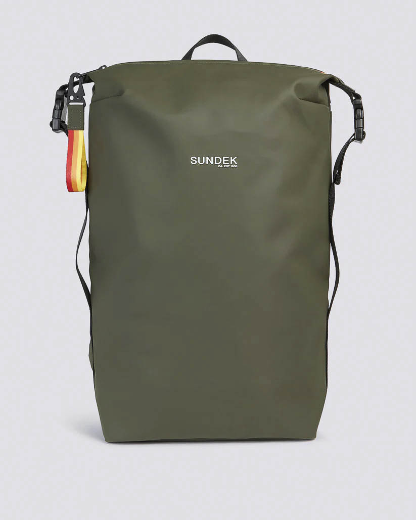Zaino verde militare in tessuto gommato impermeabile