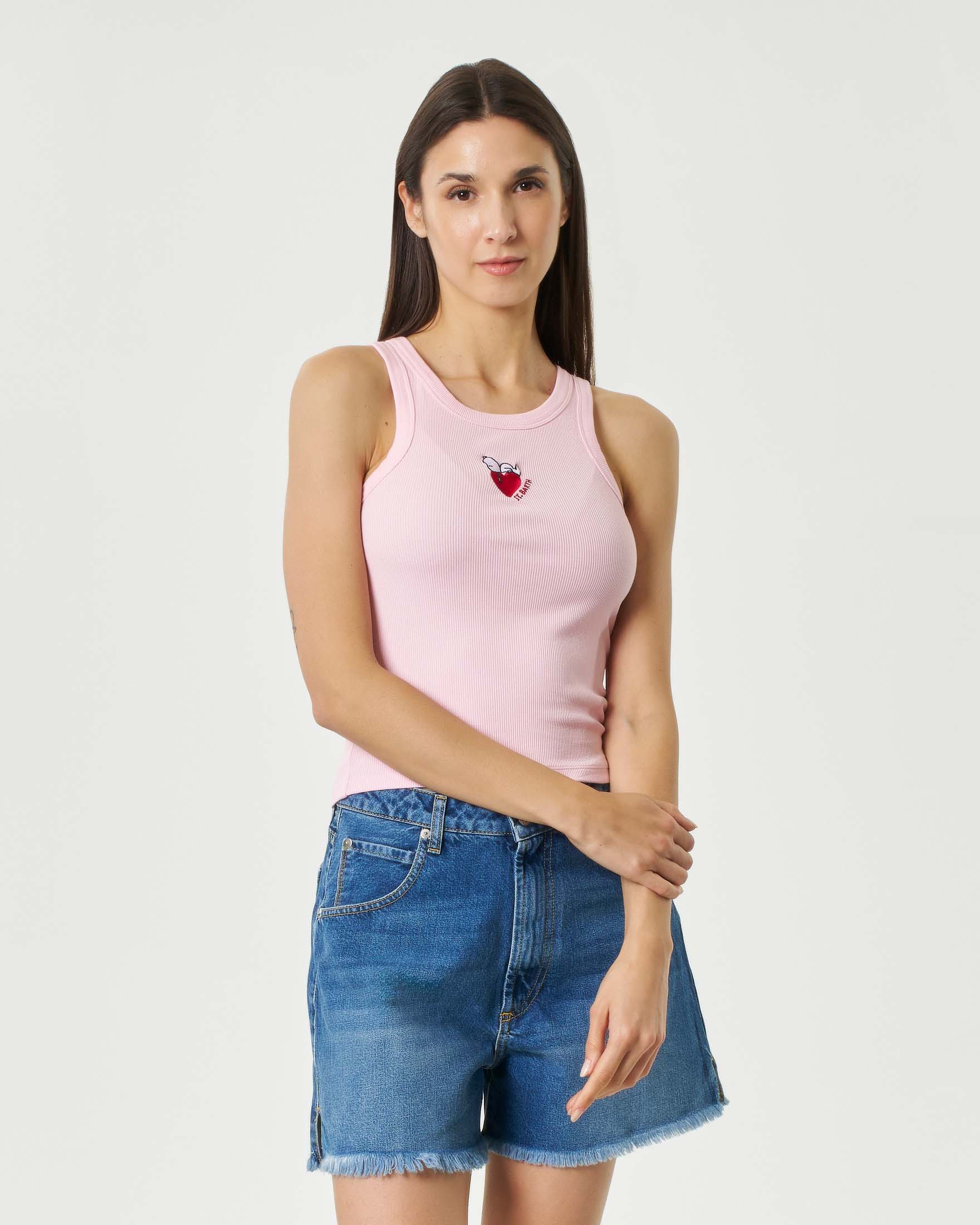Canotta rosa in cotone a costine con ricamo Snoopy con cuore e scritta logo