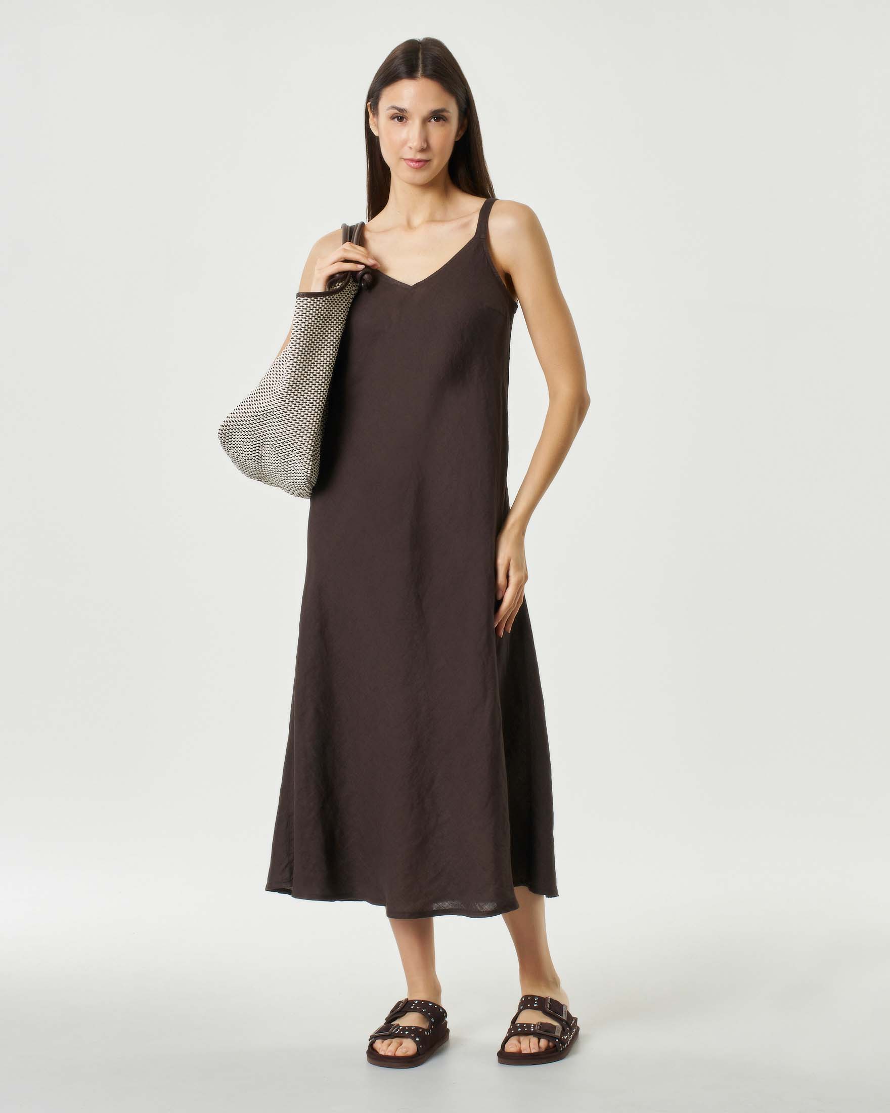 Abito midi marrone con maniche a filetto in lino con scollo a V