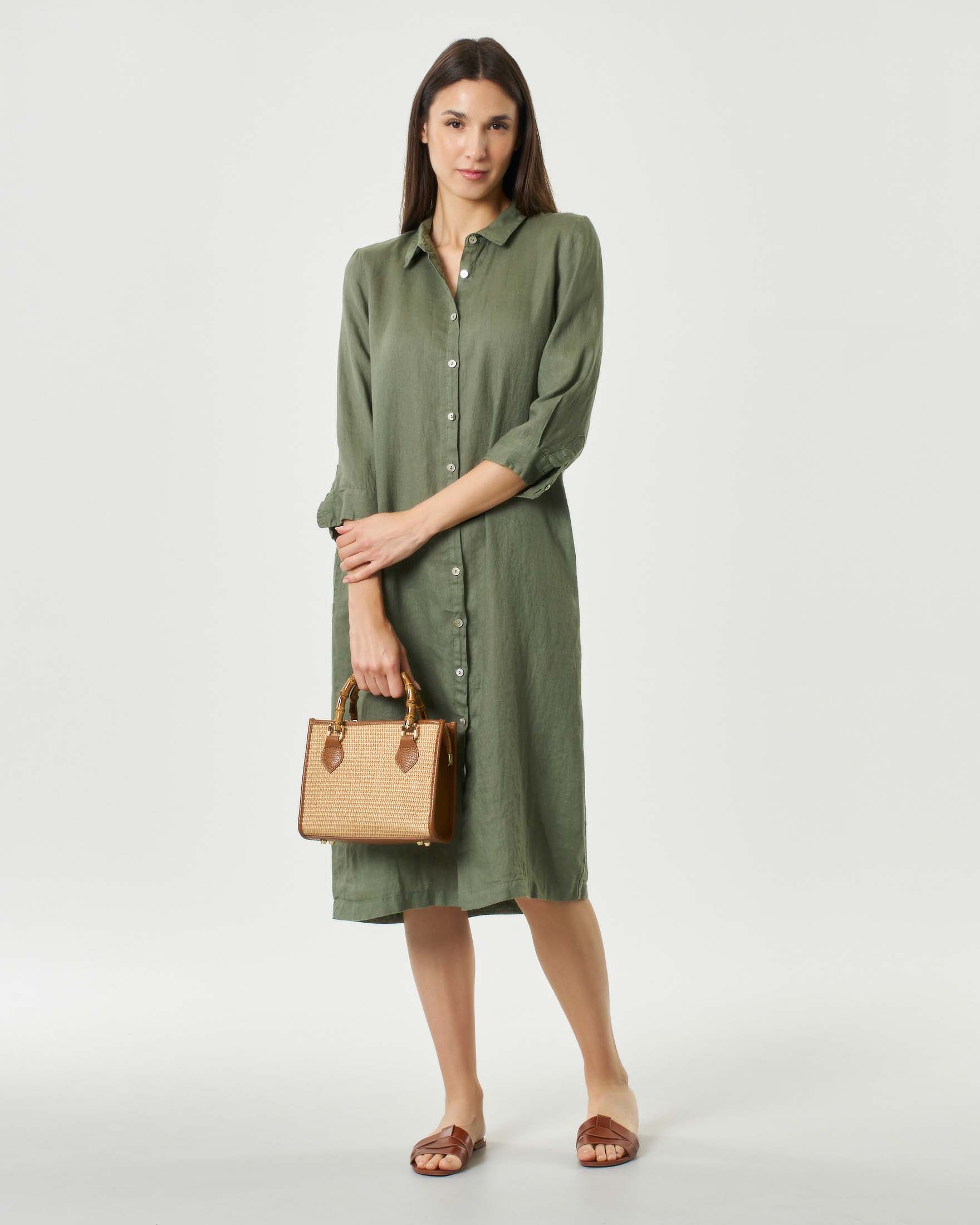 Abito chemisier al ginocchio color militare in lino con maniche a tre quarti