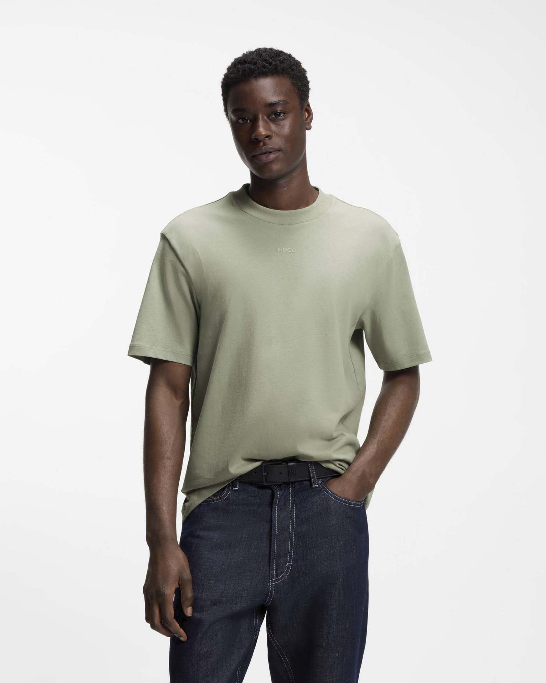 T-shirt mezza manica Hugo verde salvia in cotone con logo ricamato