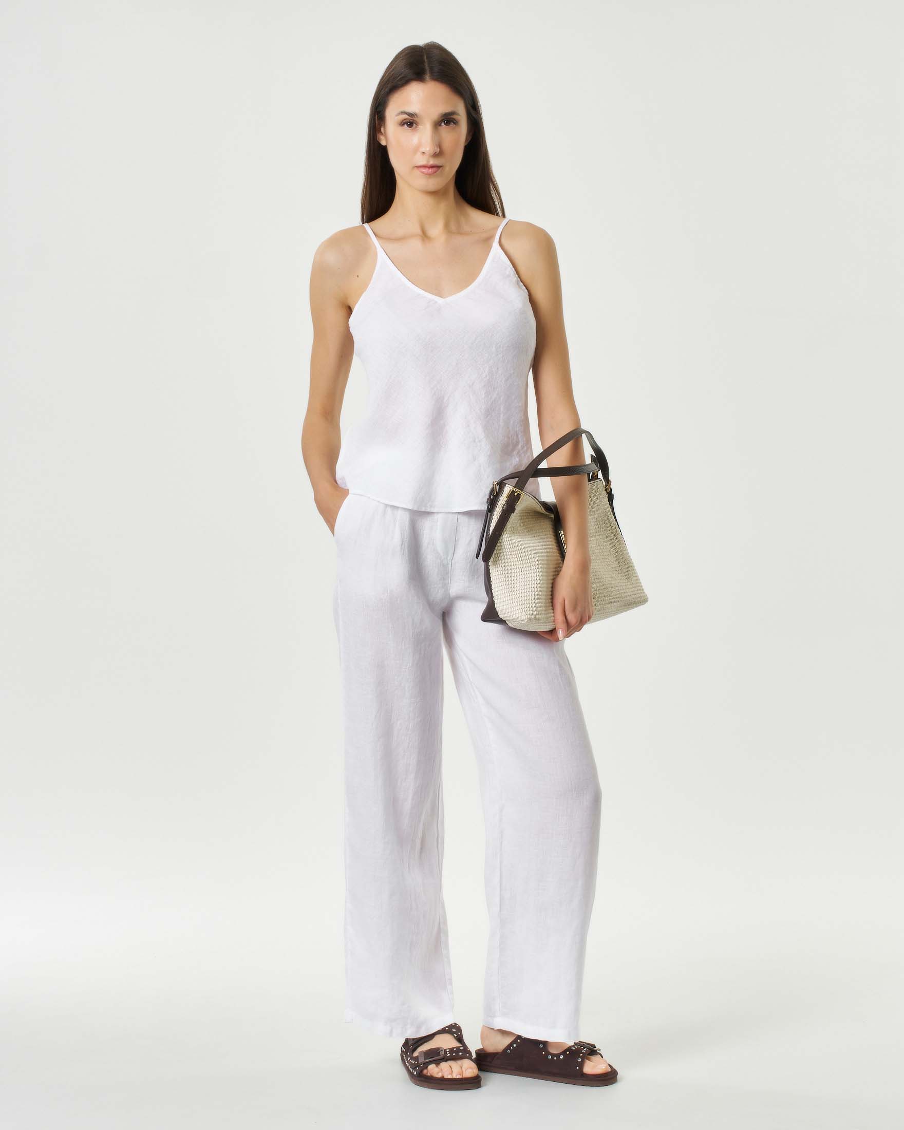 Top bianco in lino con spalline regolabili e scollo a V