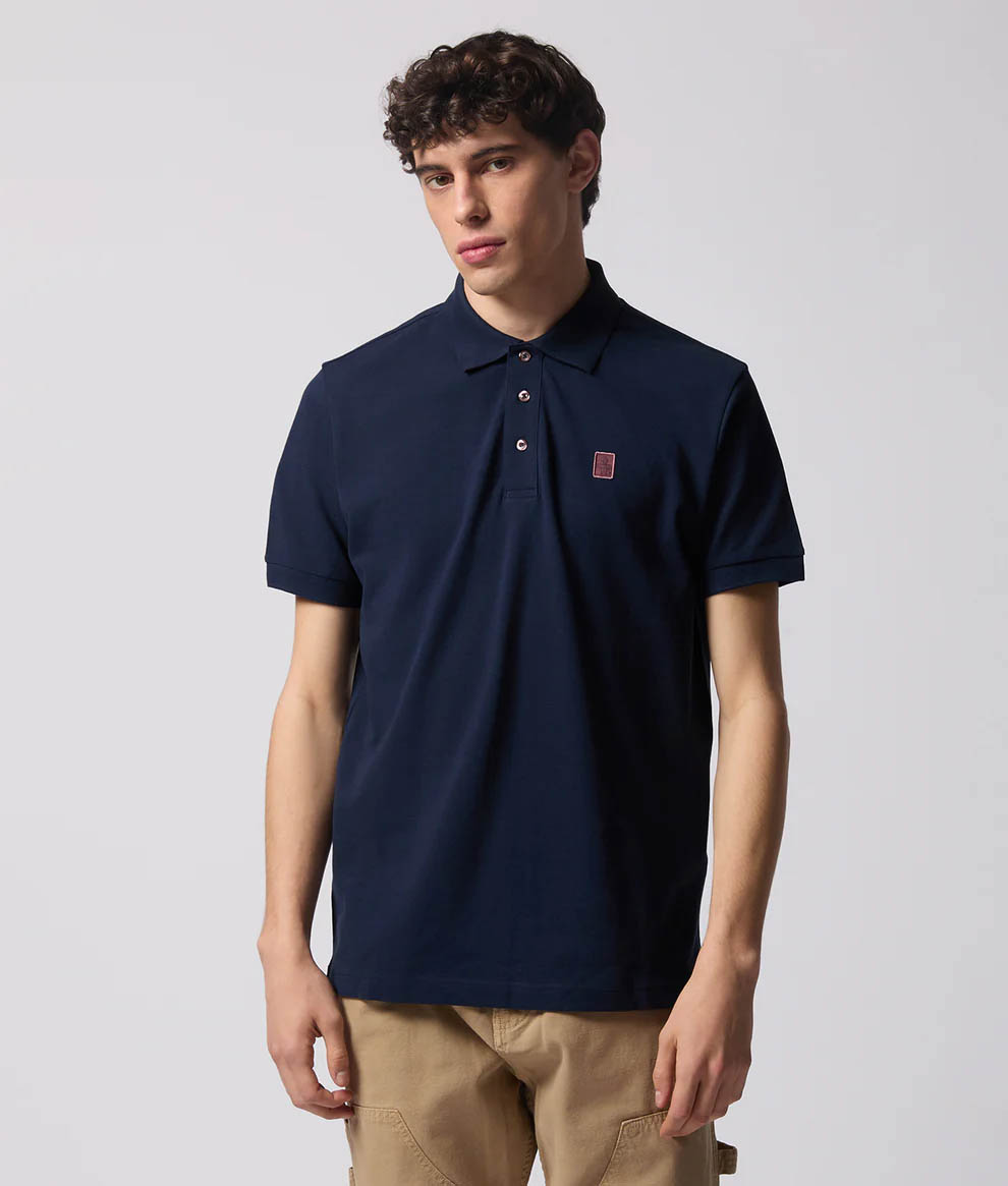 Polo mezza manica blu navy in cotone con patch logo ricamata