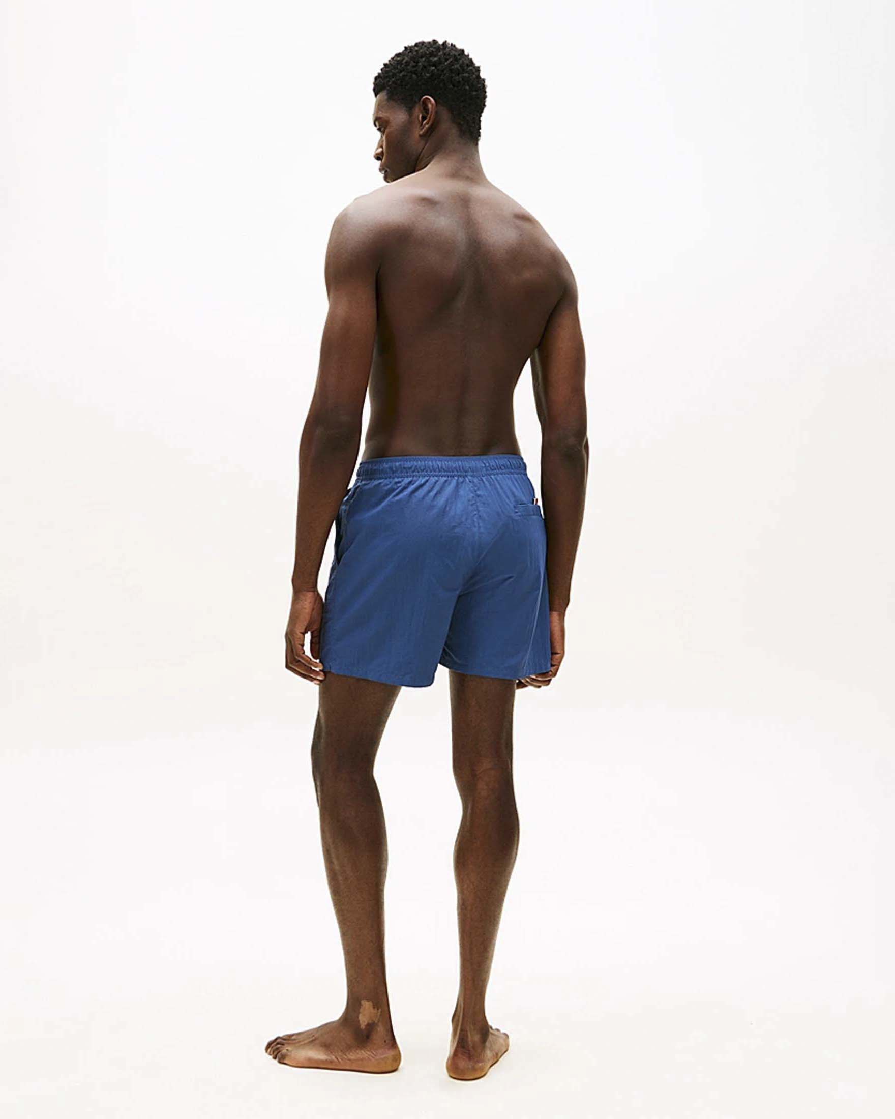 Boxer mare Tommy Hilfiger indaco in nylon con logo ricamato