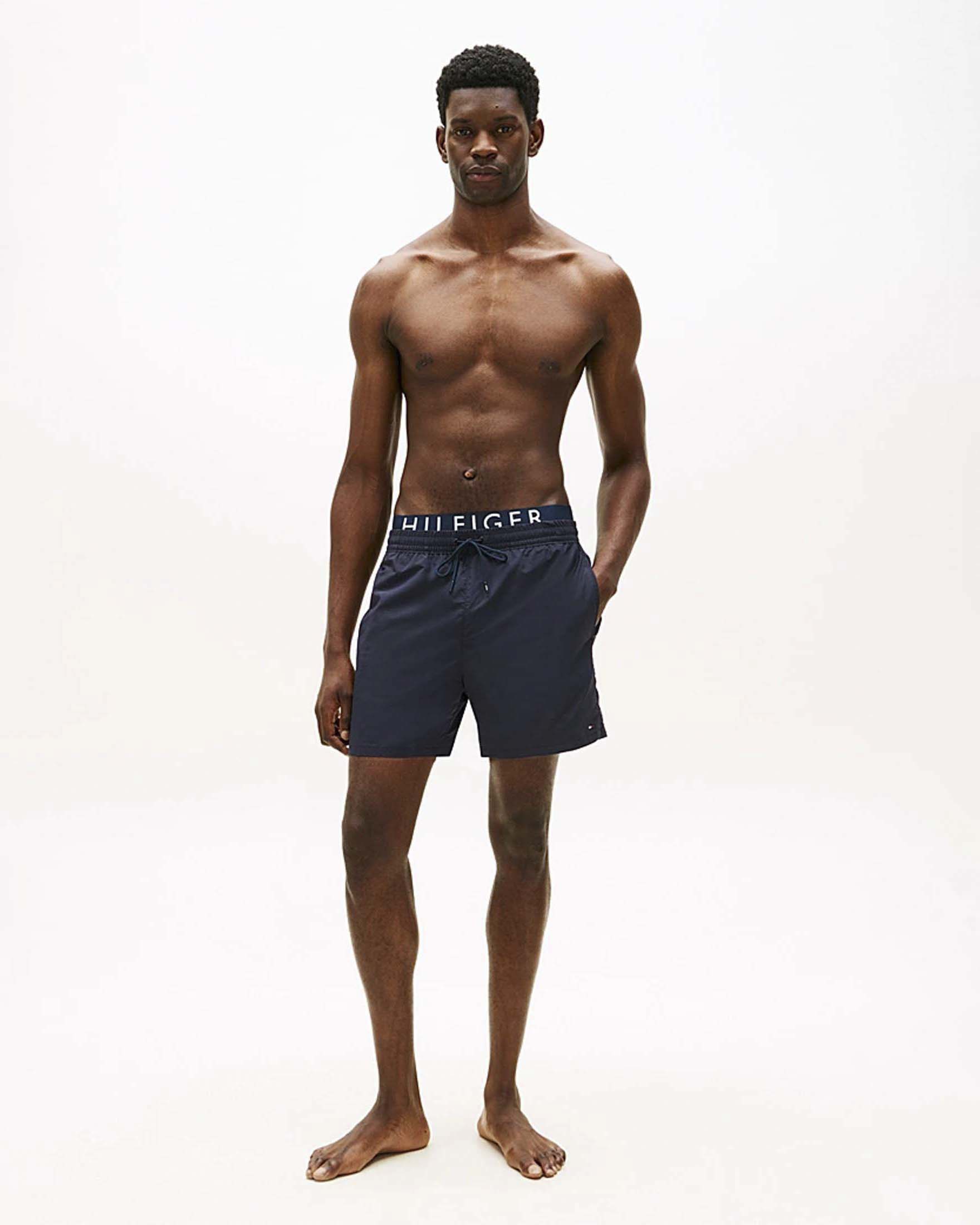 Boxer mare blu in nylon con logo sulla fascia in vita