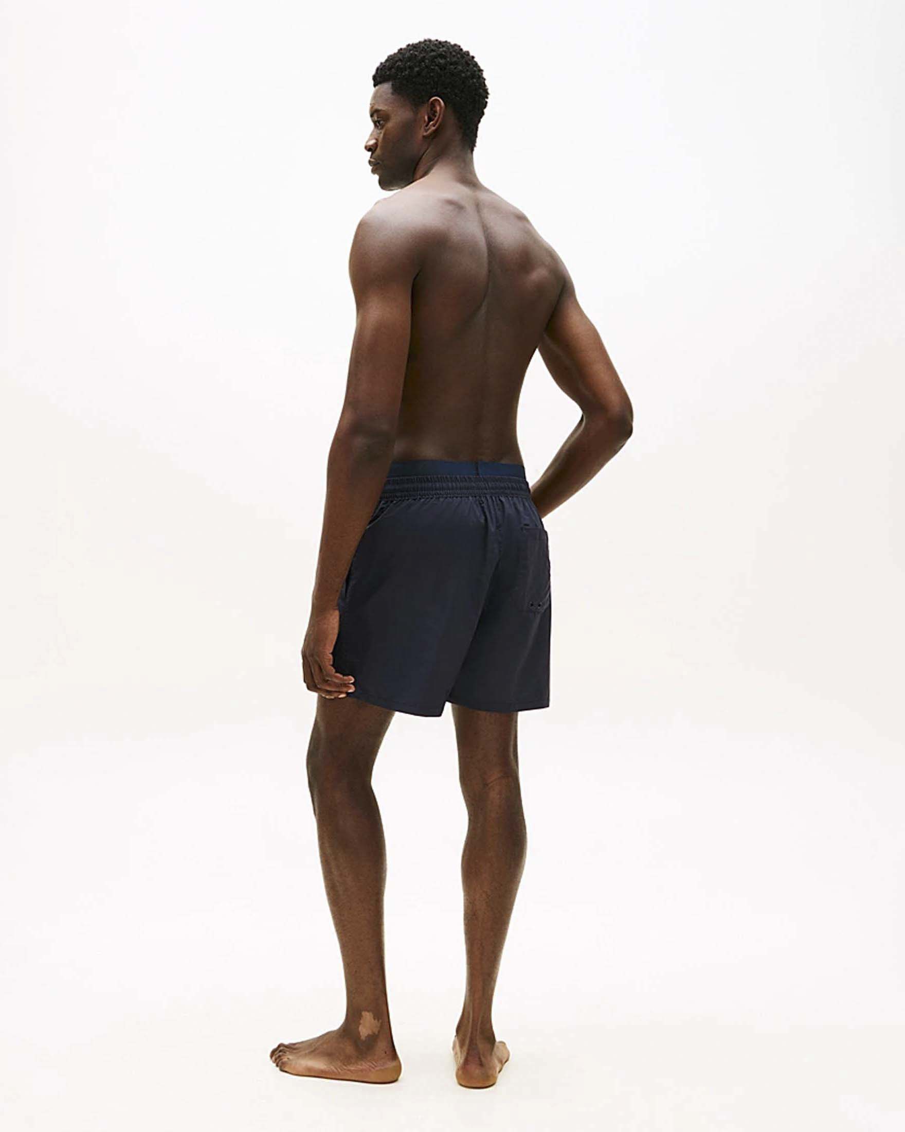 Boxer mare Tommy Hilfiger blu in nylon con logo sulla fascia in vita