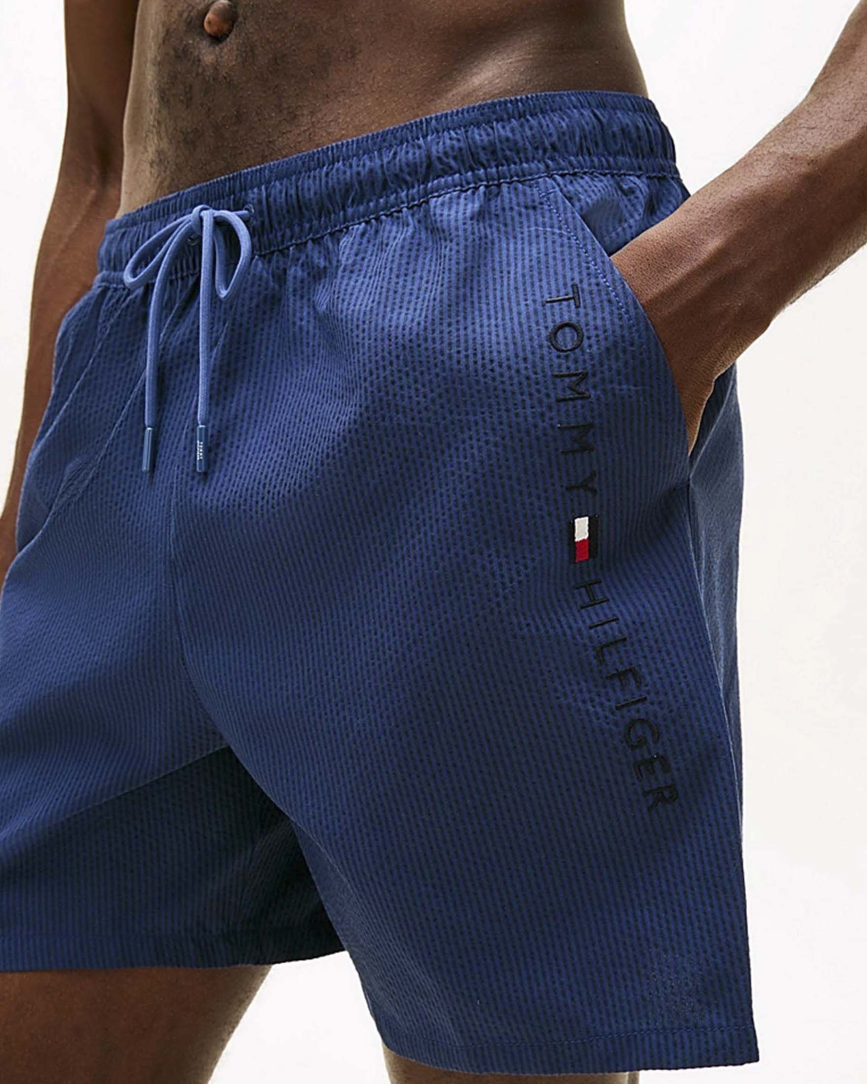Boxer mare Tommy Hilfiger indaco con coulisse e logo ricamato