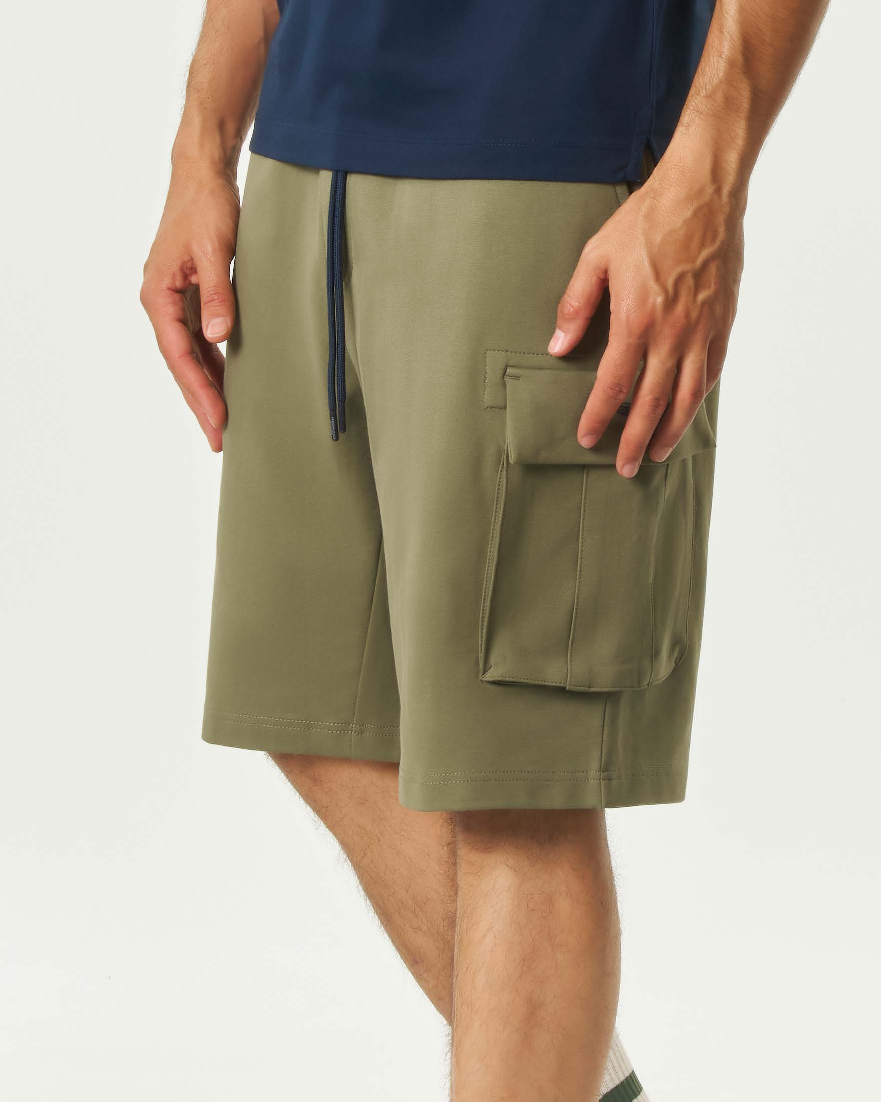 Bermuda cargo Aeronautica Militare verde in cotone stretch con coulisse