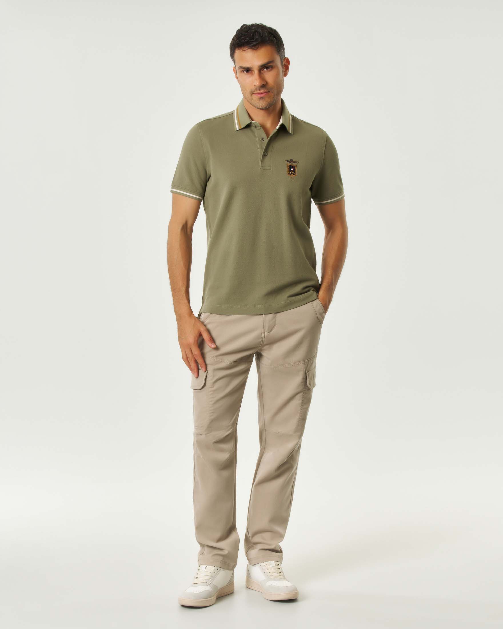 Polo Aeronautica Militare verde salvia in piqué di puro cotone con patch Frecce Tricolori e aquila turrita