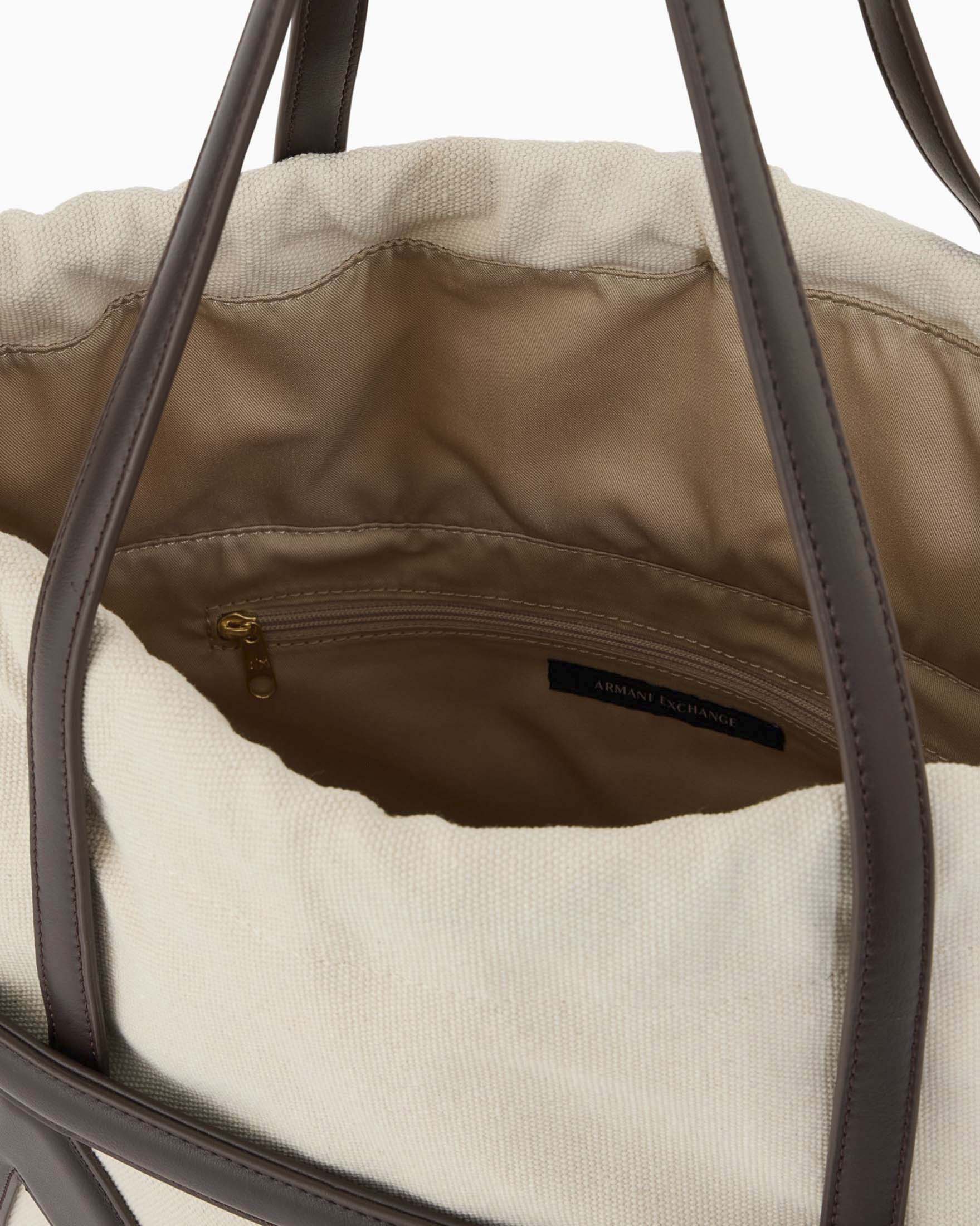 Borsa grande a secchiello Armani Exchange in canvas écru e similpelle color moro con tracolla image