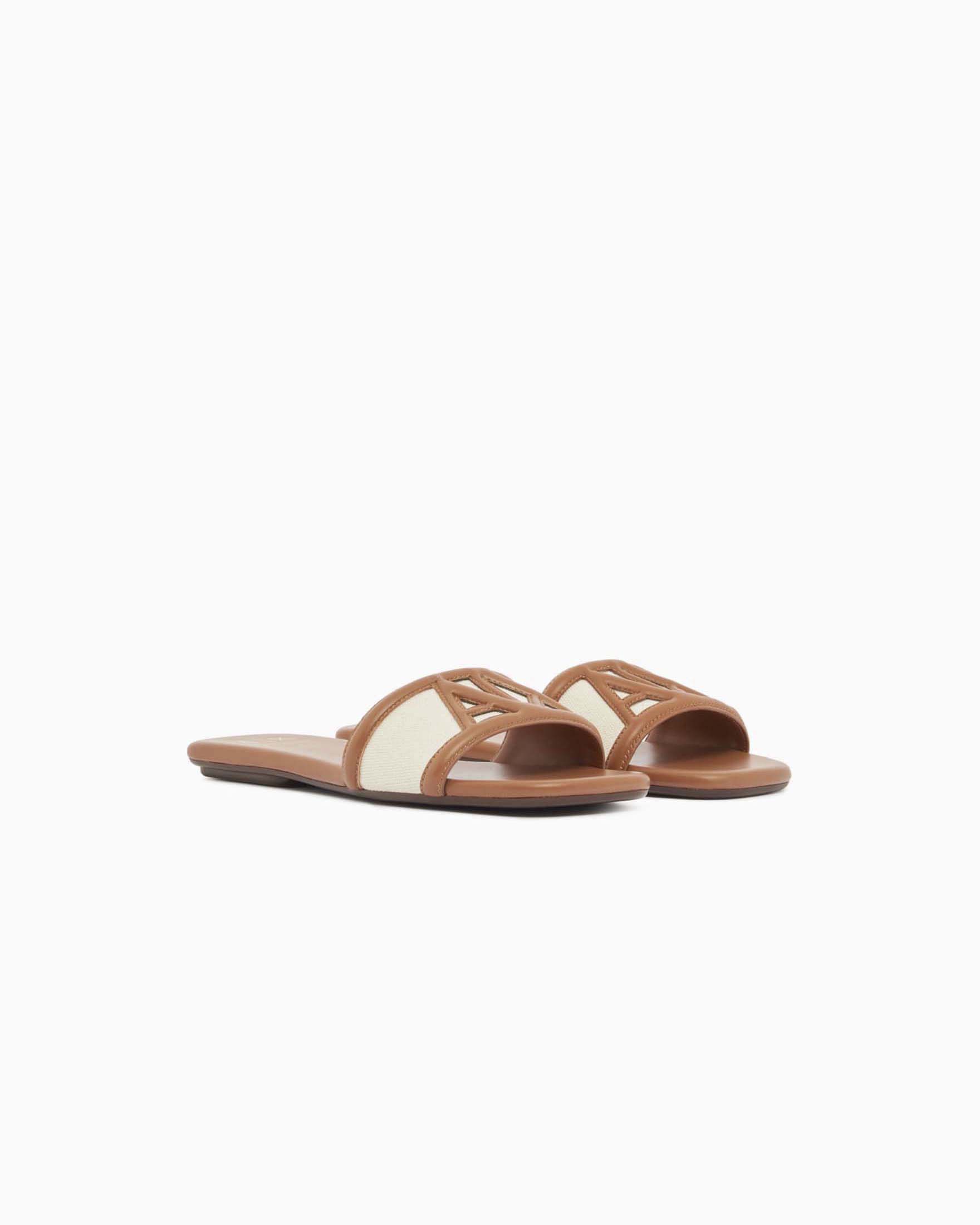 Ciabattine Armani Exchange in canvas naturale con lettering e suola in similpelle color cuoio