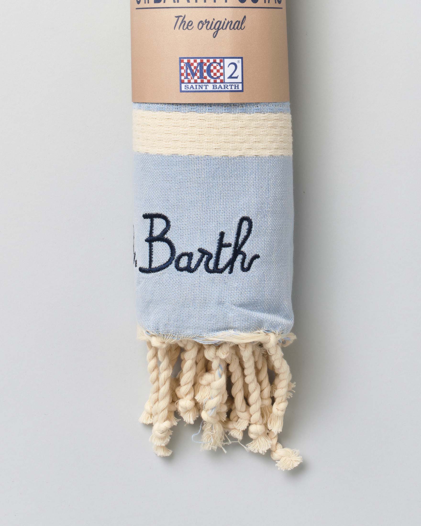 Telo mare MC2 Saint Barth azzurro in cotone a righe beige con frange e scritta logo ricamata image