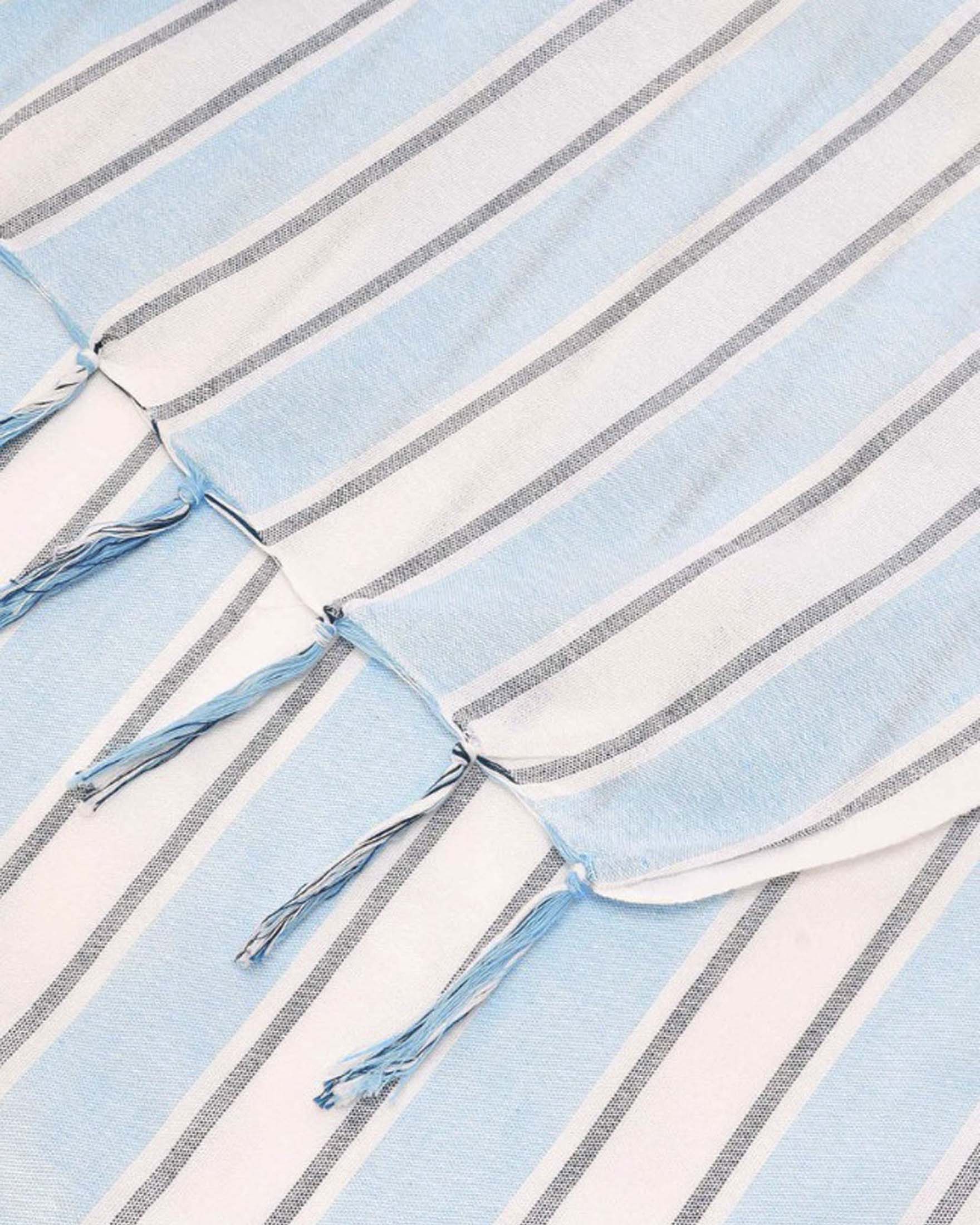 Telo mare Fouta Light MC2 Saint Barth a righe bianche e azzurre con maxi logo bordeaux e frange image