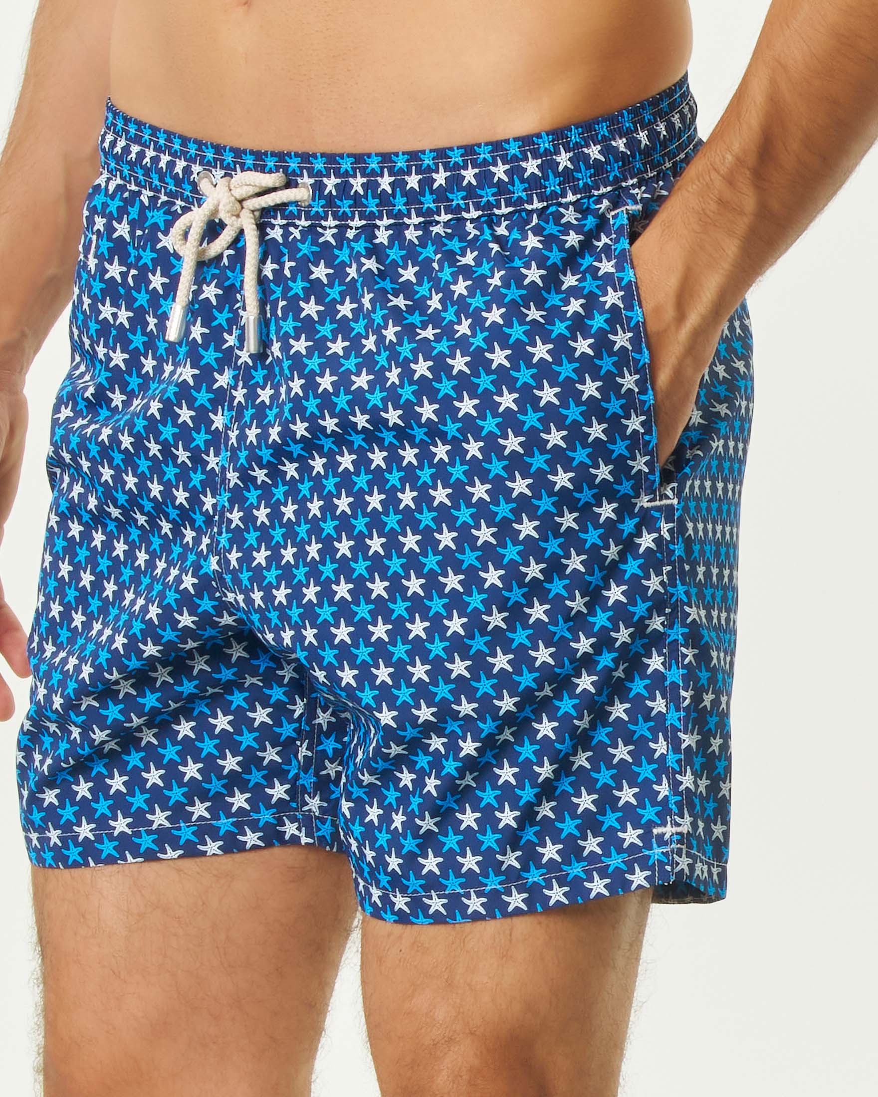 Boxer mare blu MC2 Saint Barth con stampa stelle marine bianche e celesti image