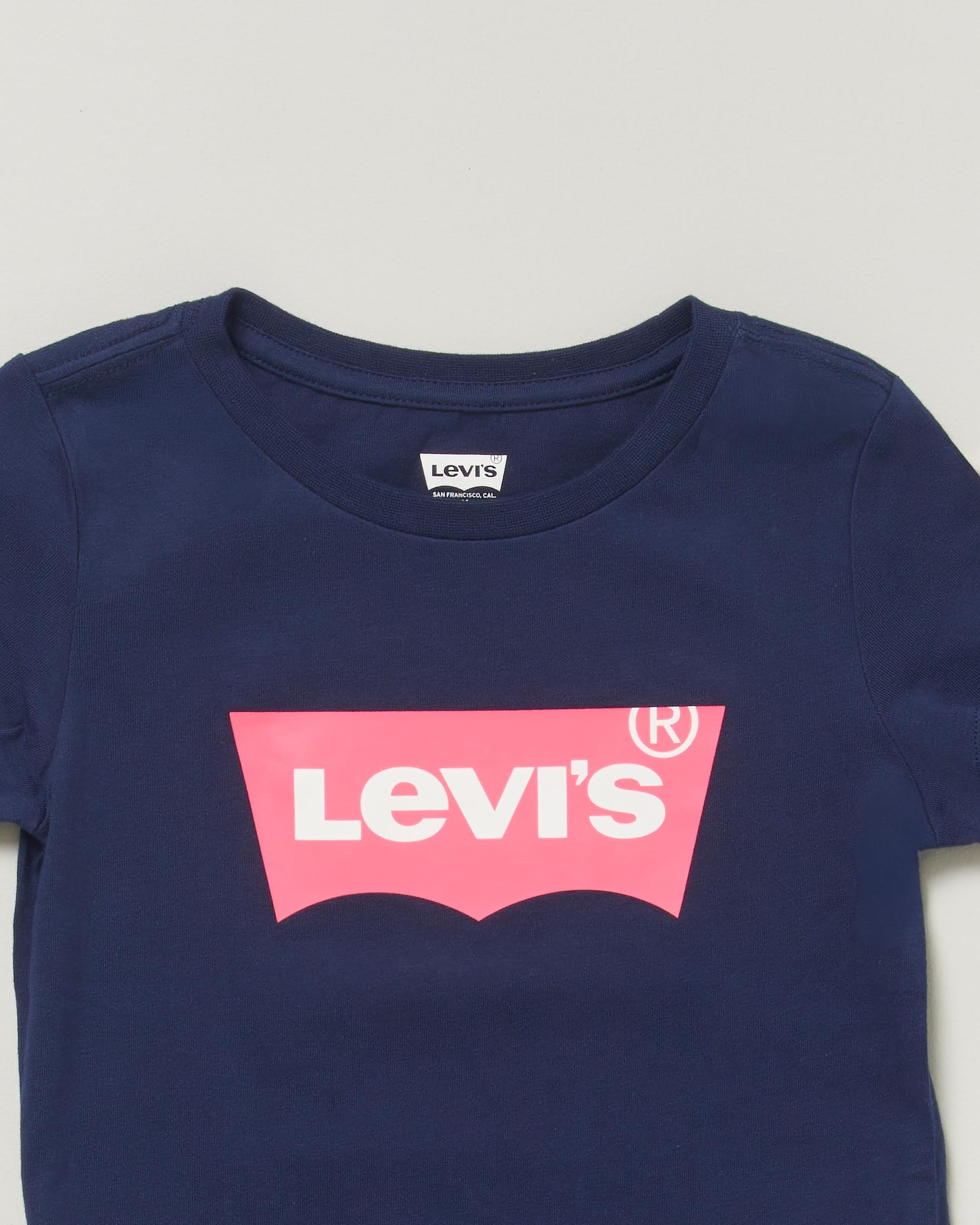 T-shirt Levi's blu mezza manica con logo batwing fucsia image