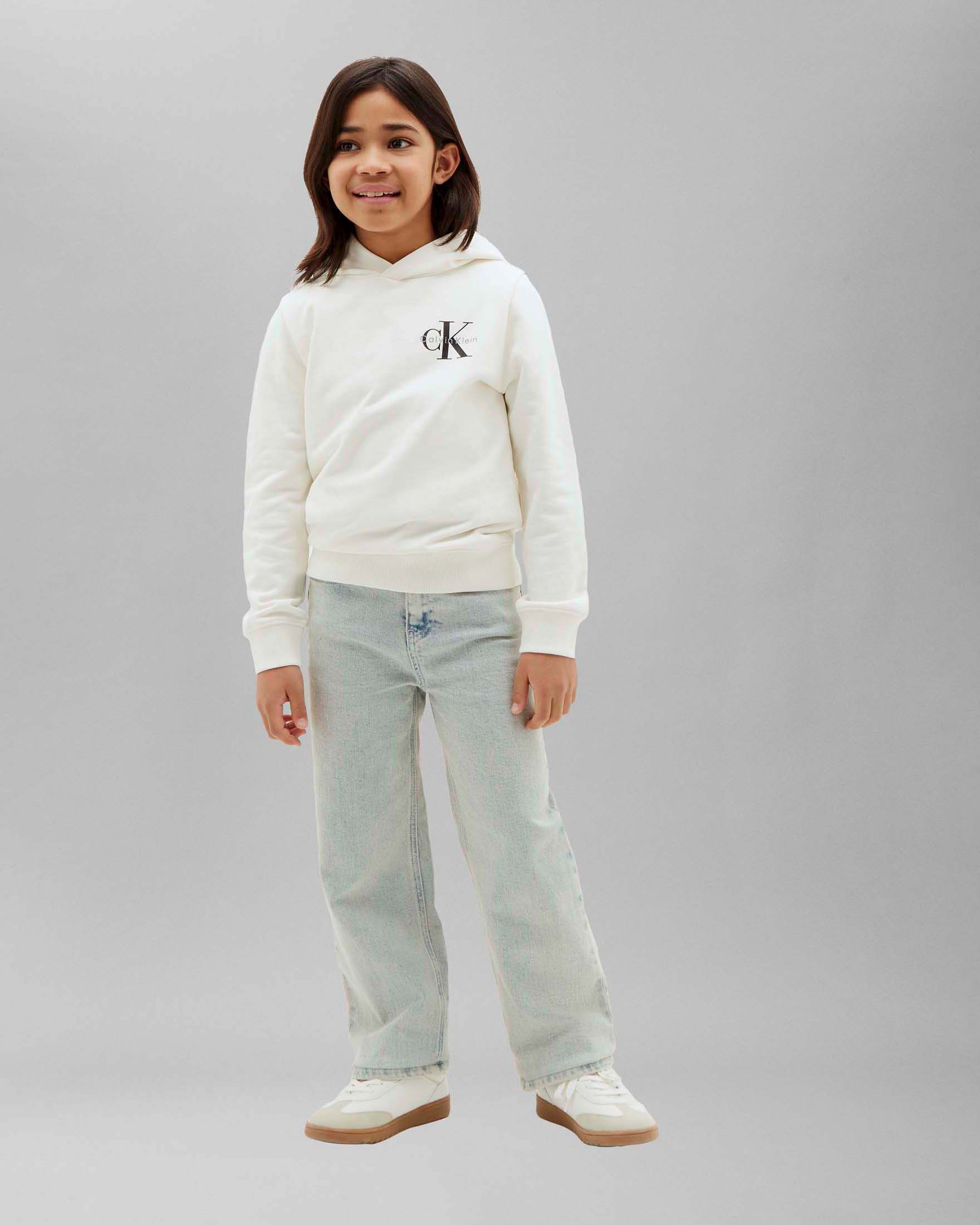 Felpa avorio Calvin Klein in puro cotone con cappuccio e logo nero