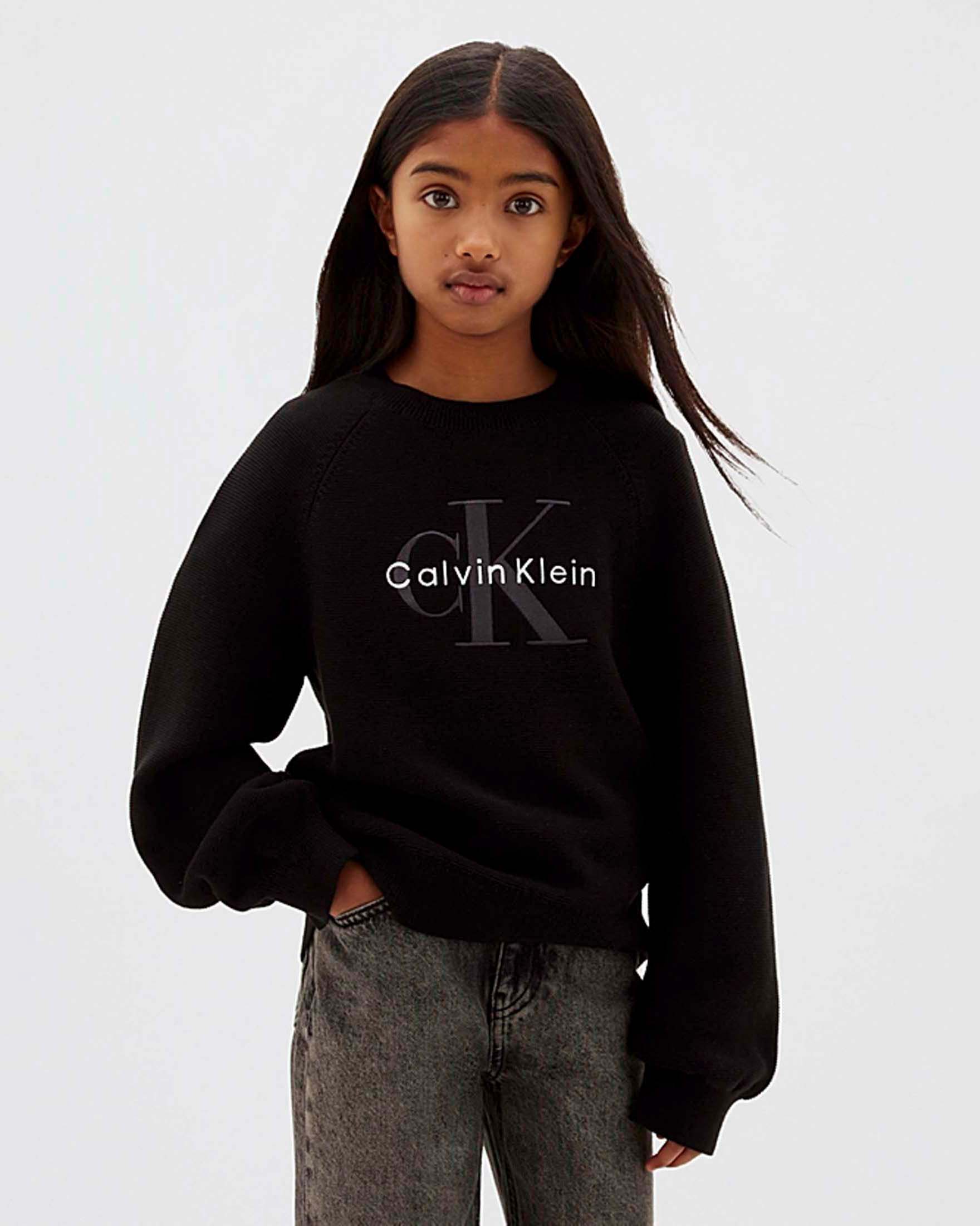 Maglione nero Calvin Klein in puro cotone pettinato con maxi logo