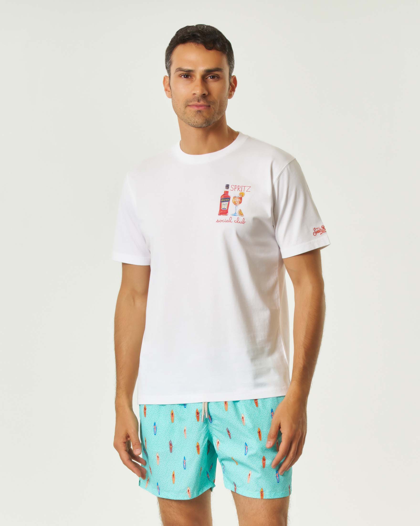 T-shirt bianca mezza manica con ricamo Spritz social club sul petto