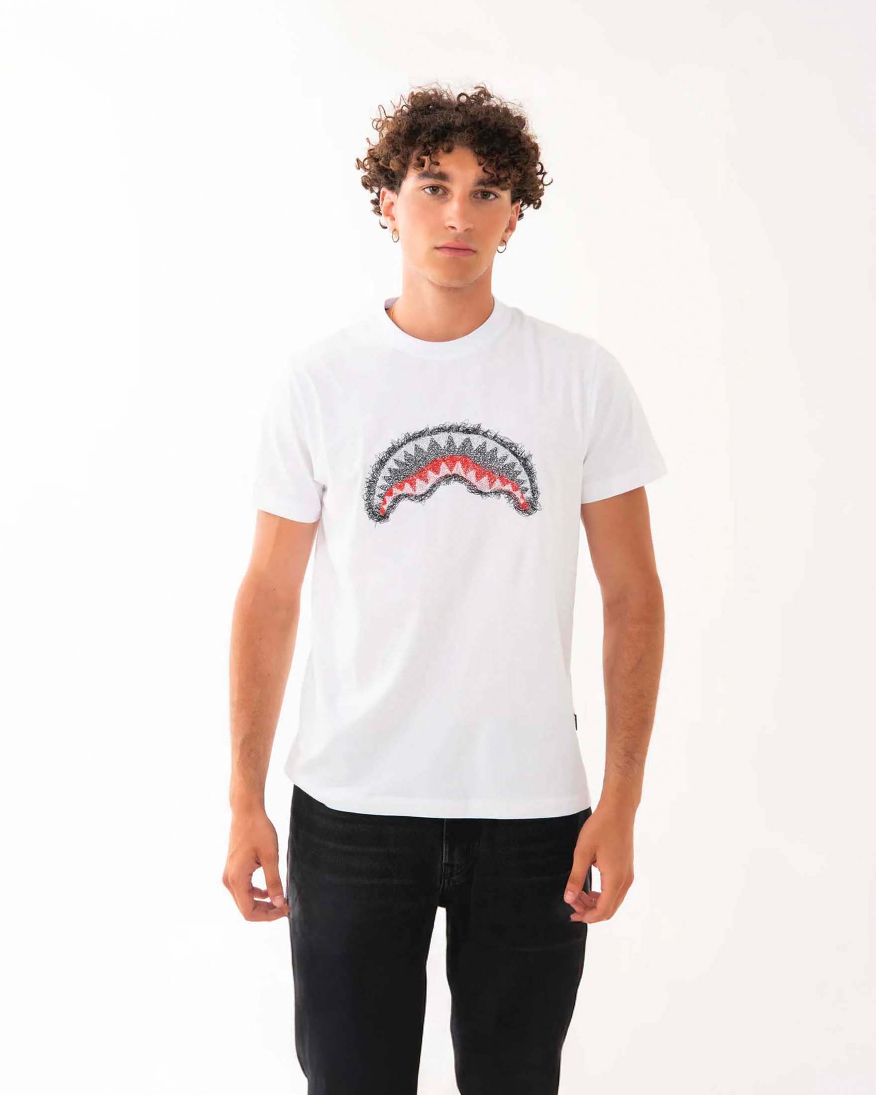 T-shirt bianca Sprayground con fauci di squalo ricamate sul petto