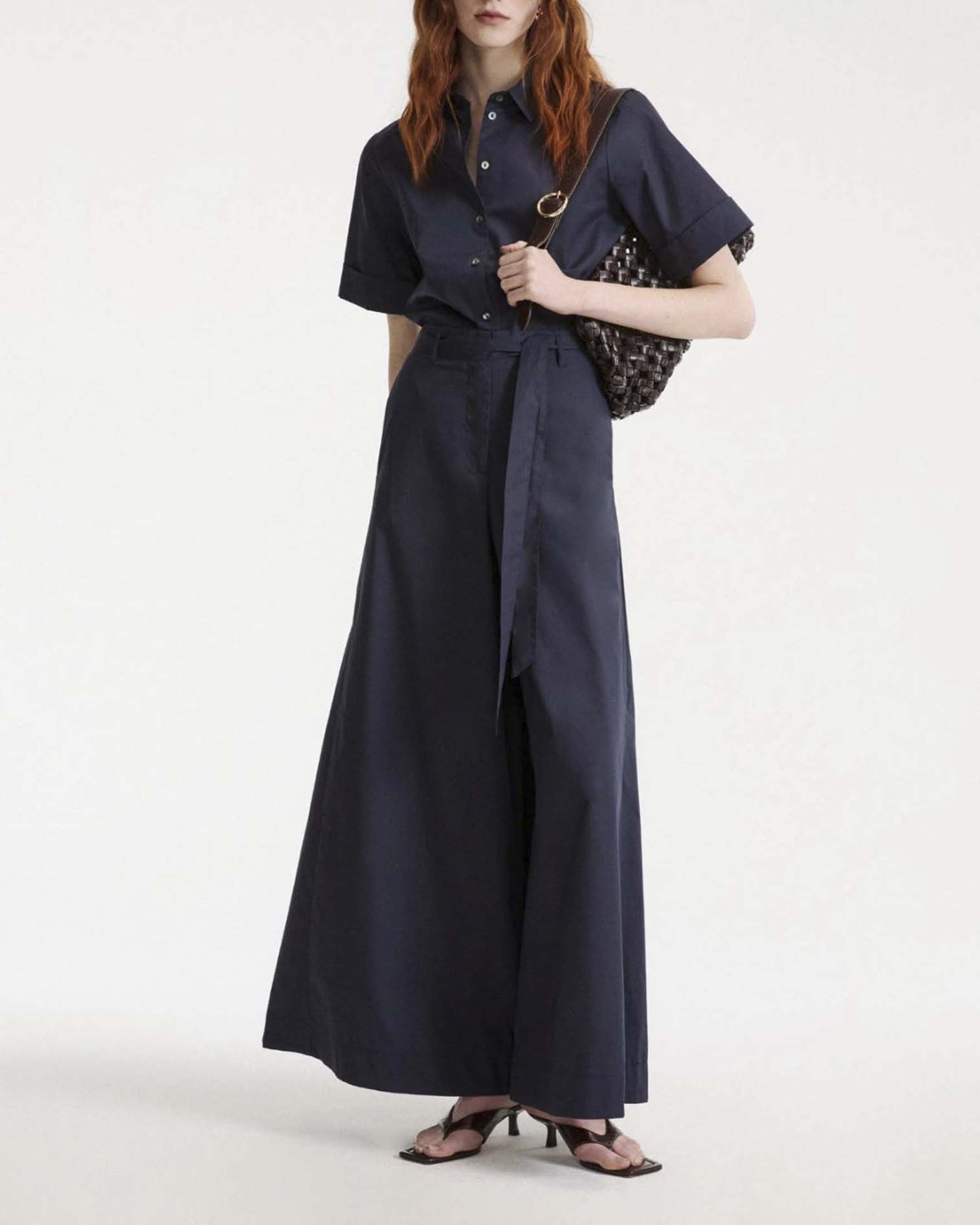 Pantaloni super wide blu in popeline di cotone con passanti e fiocco in vita