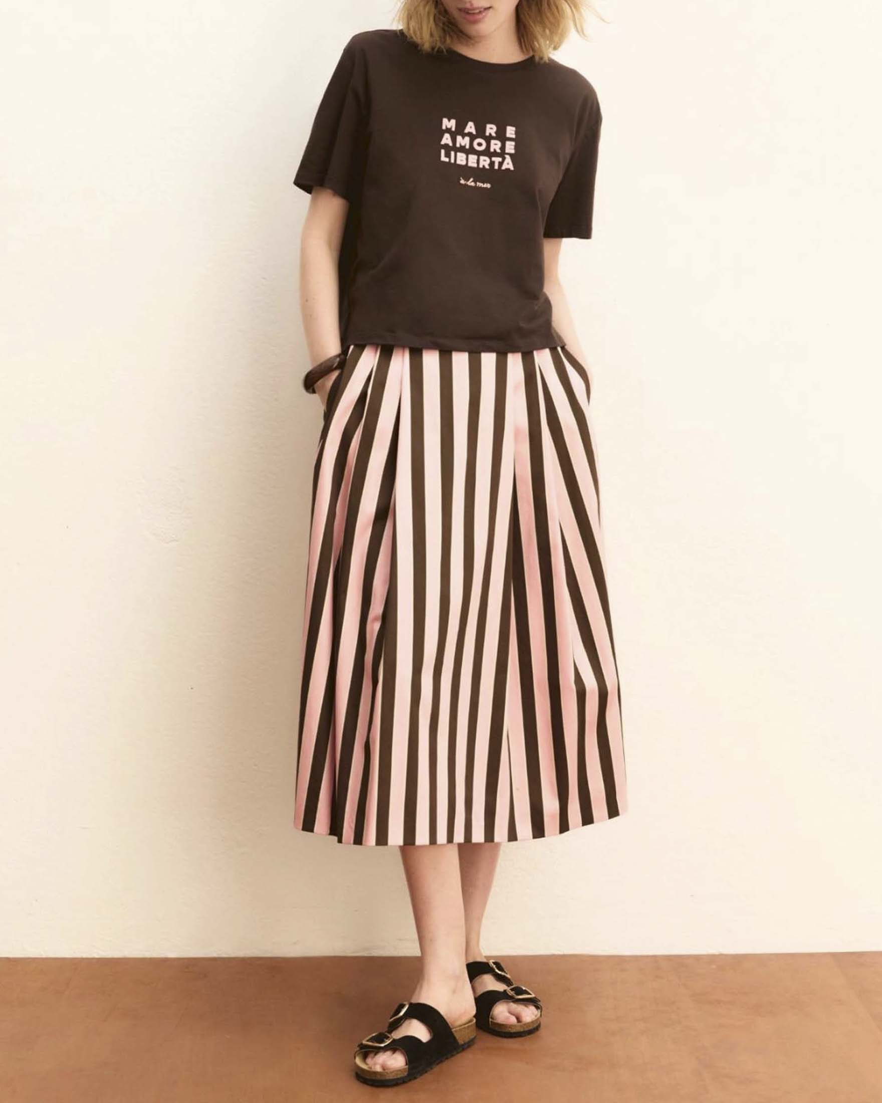 T-shirt girocollo Emme Marella marrone in jersey di cotone con stampa scritta rosa e maniche corte image