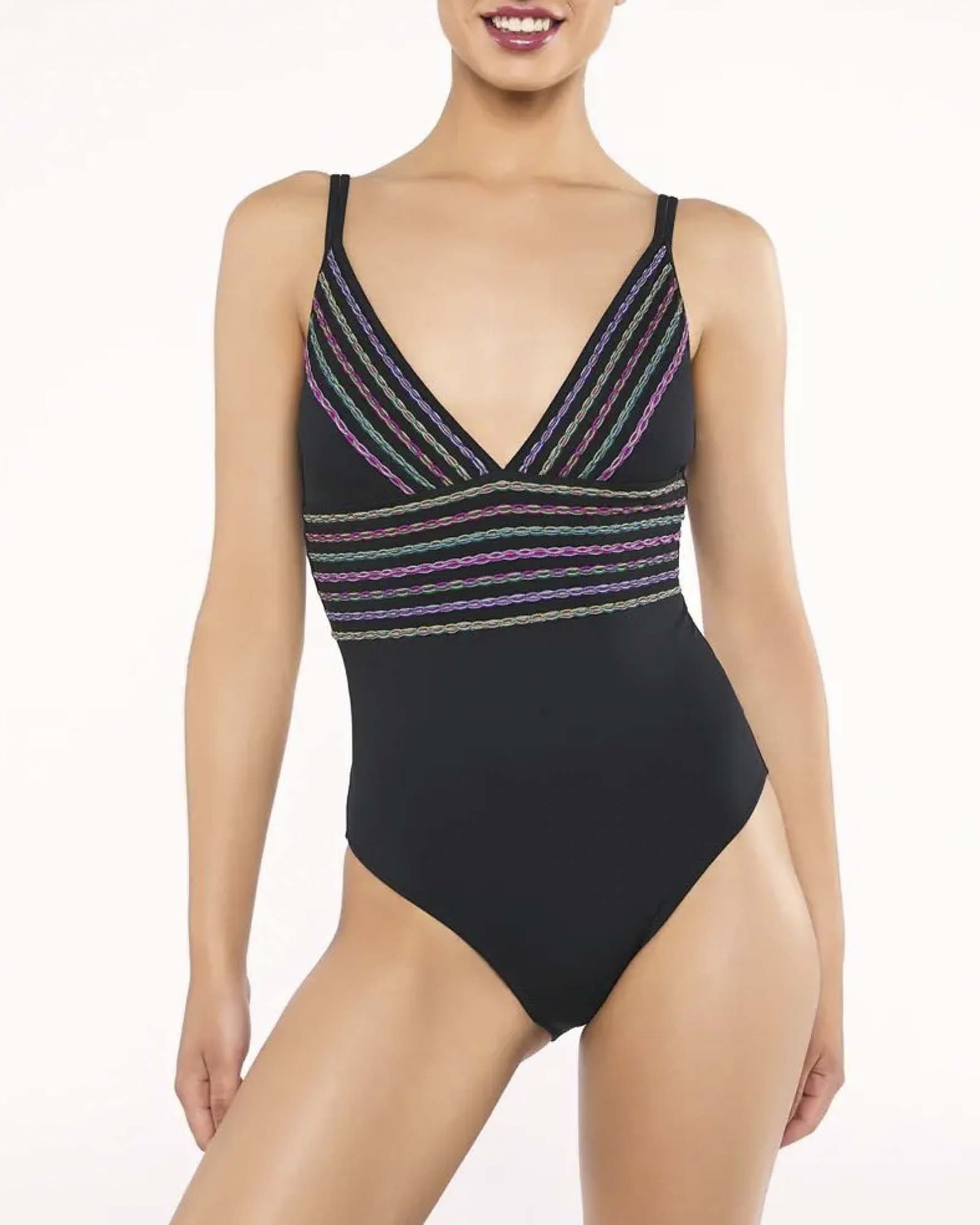 Costume intero nero con ricami arcobaleno sulla scollatura a V