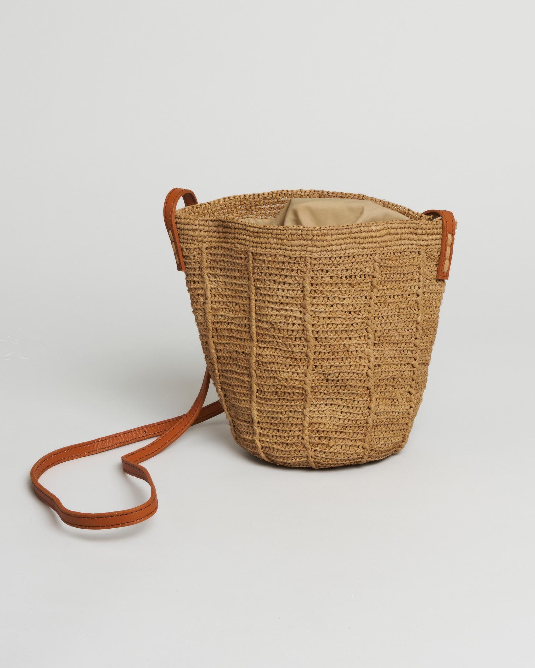 Borsa a tracolla Sovani a forma di secchiello in rafia naturale