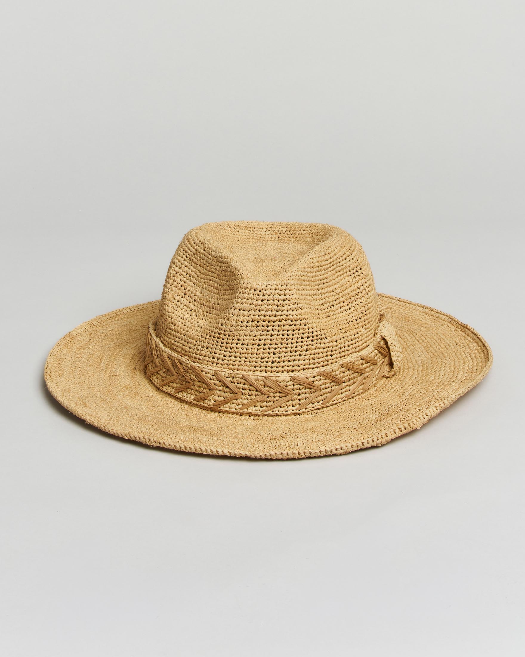 Cappello fedora Sovani in rafia naturale con fascetta intrecciata