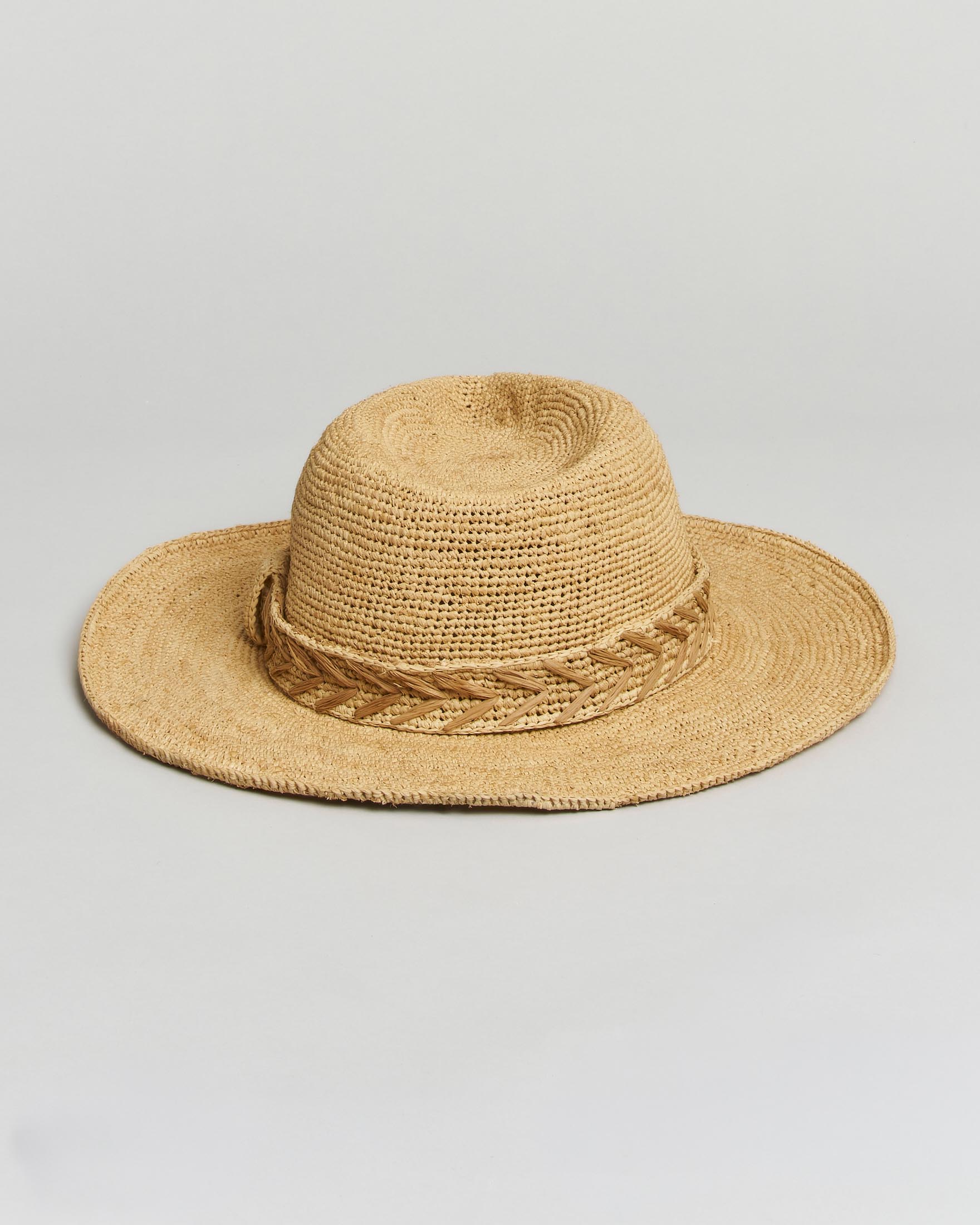 Cappello fedora Sovani in rafia naturale con fascetta intrecciata image
