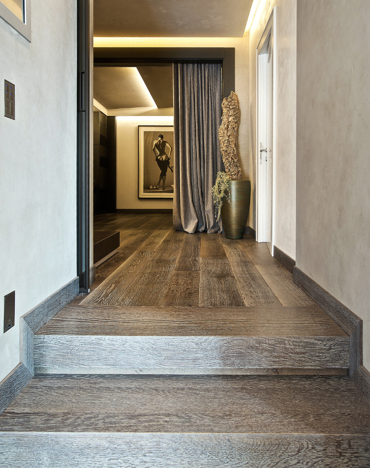 scala interna in legno di quercia