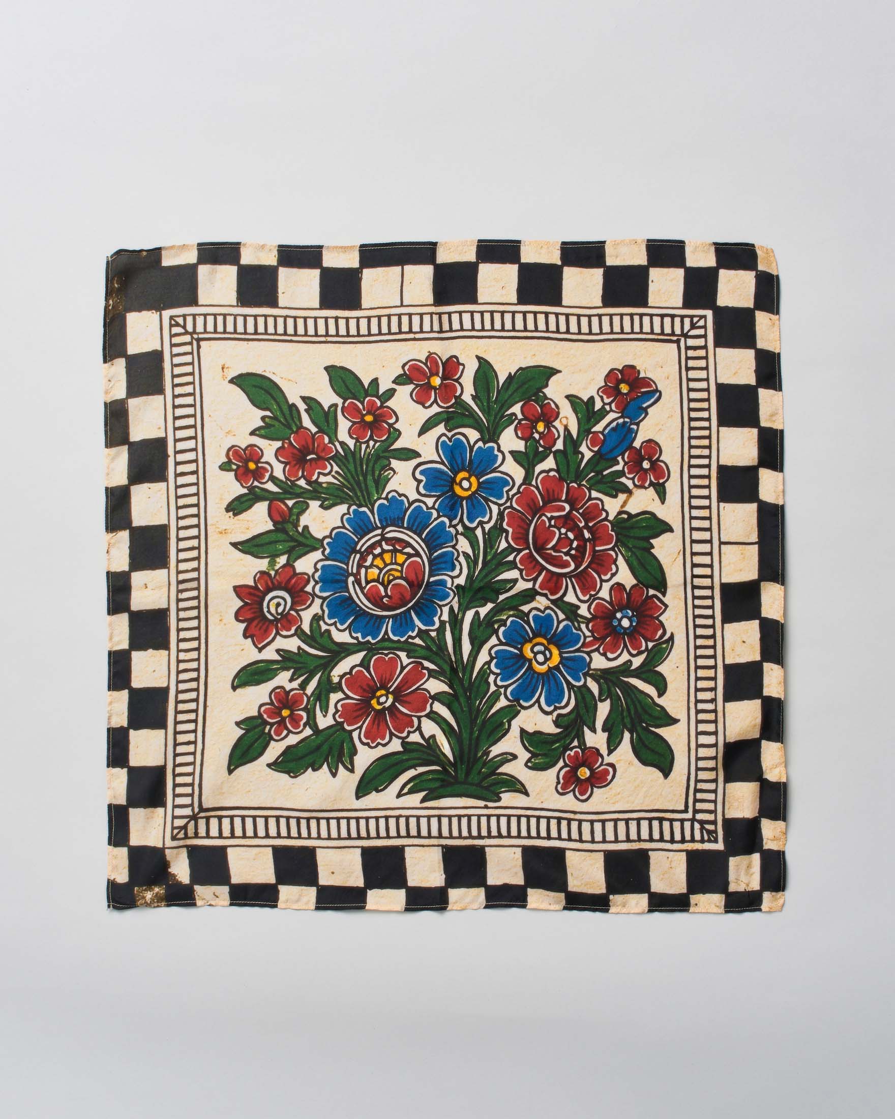 Foulard Pandori Waraich beige in pura seta con stampa floreale e bordo a scacchi