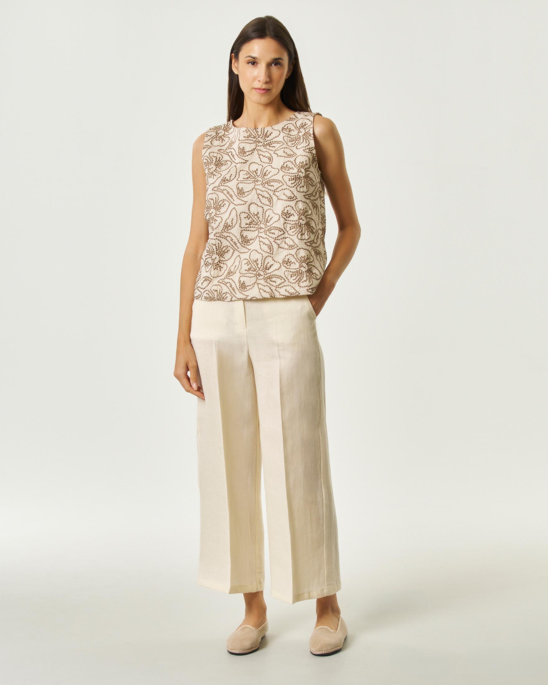 Emme Marella — Pantaloni cropped Emme Marella écru in lino con piega stirata e tasche alla francese