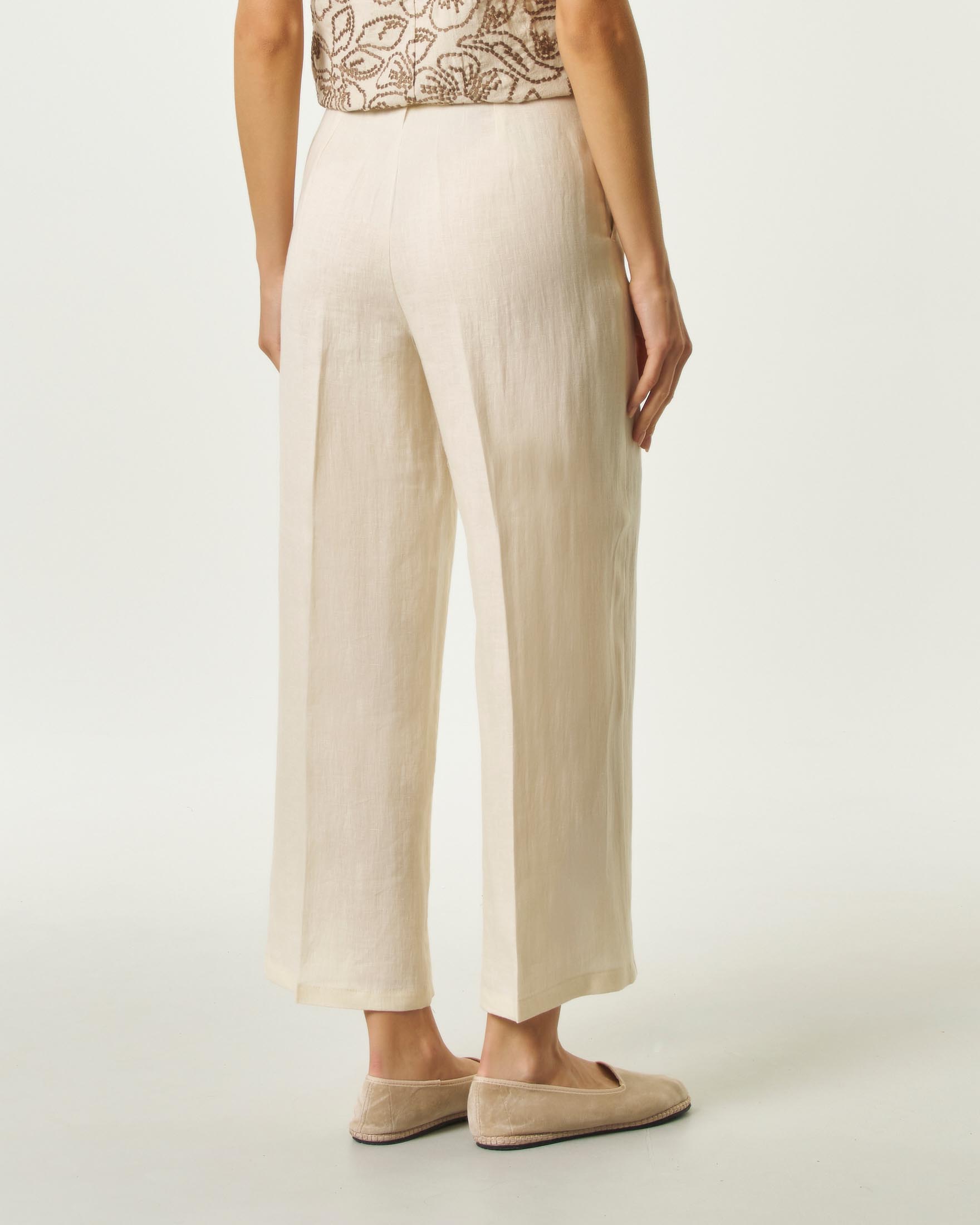 Pantaloni cropped Emme Marella écru in lino con piega stirata e tasche alla francese
