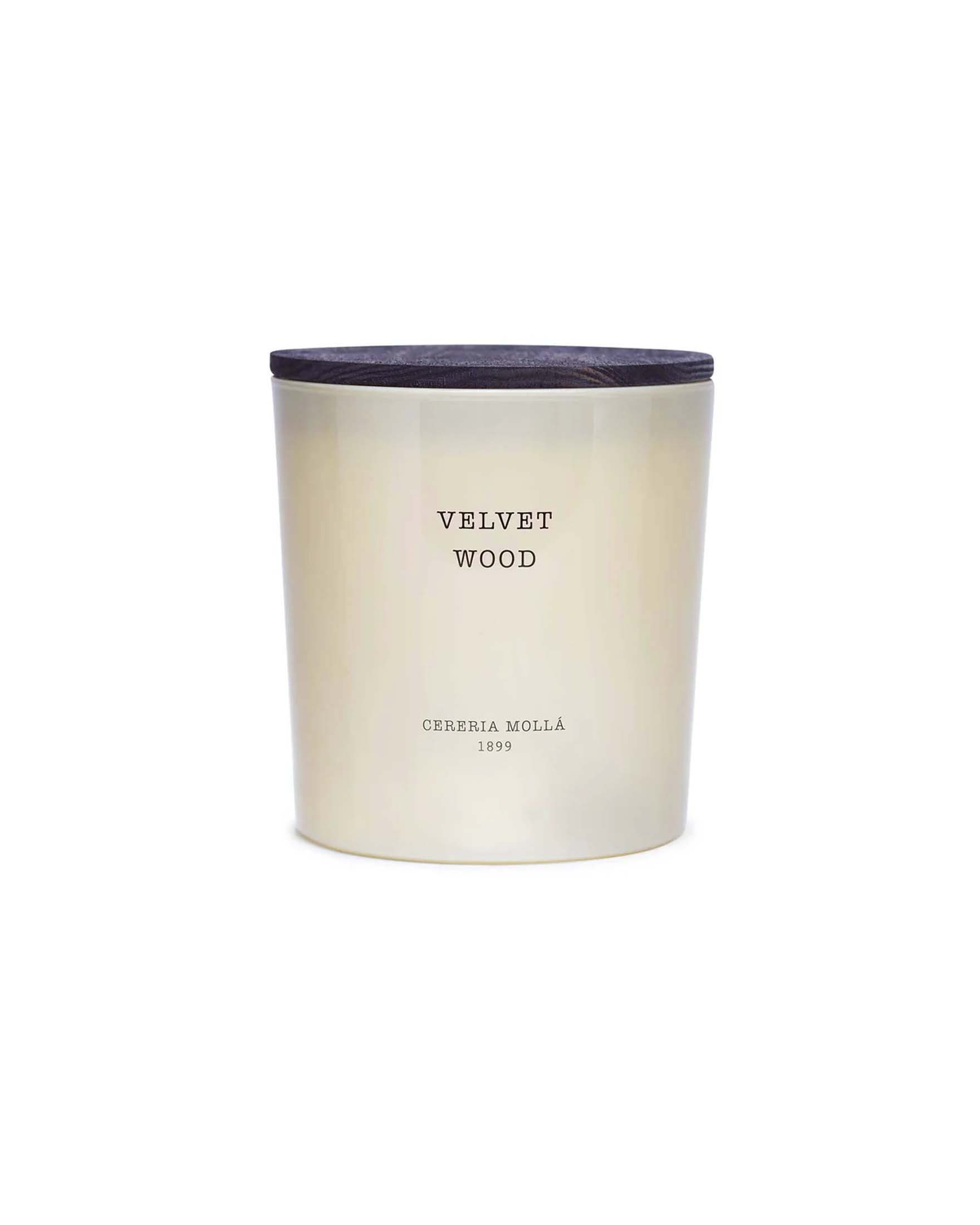 Candela Profumata Velvet Wood 600 g con 3 Stoppini